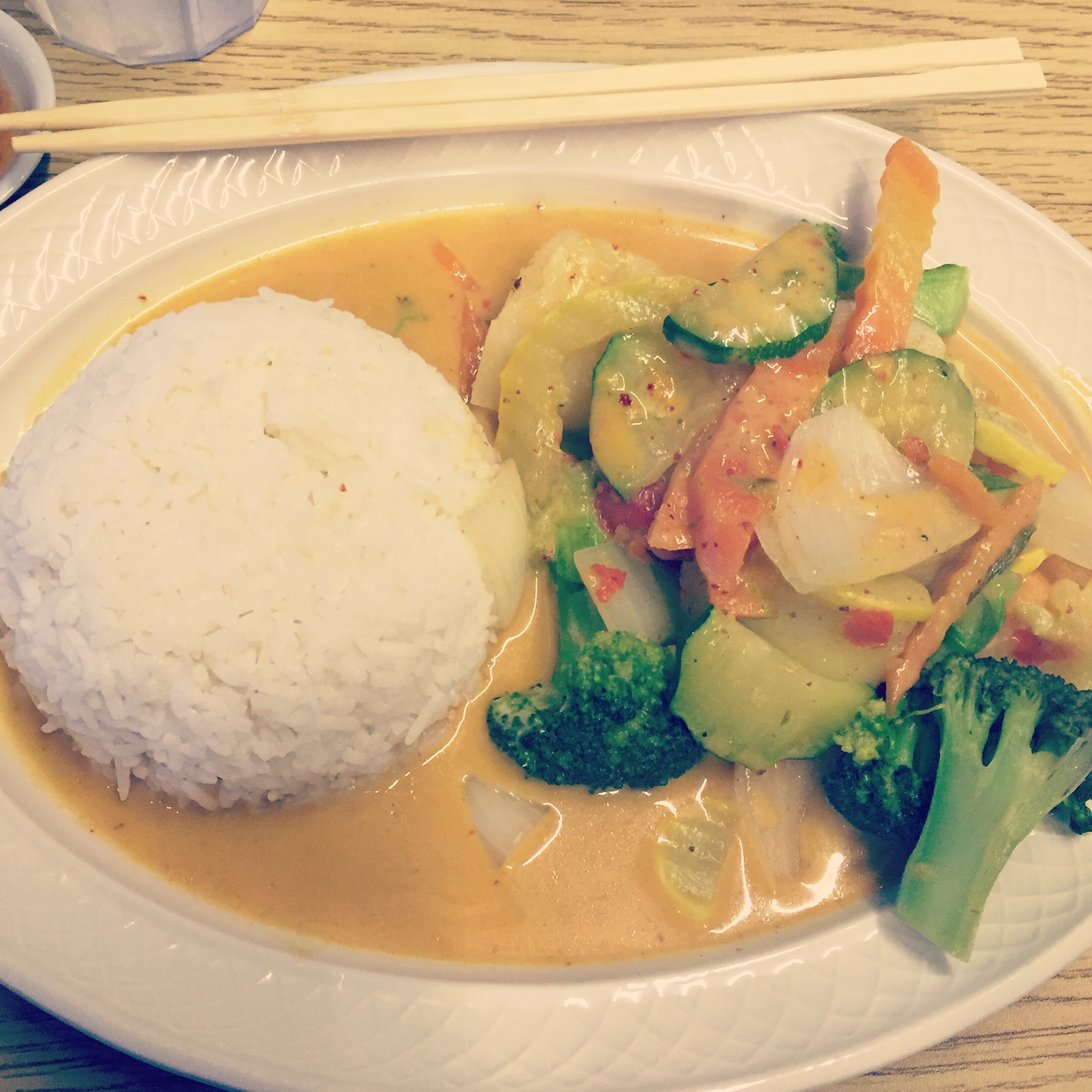 royal-thai-lunch-special-curry.png