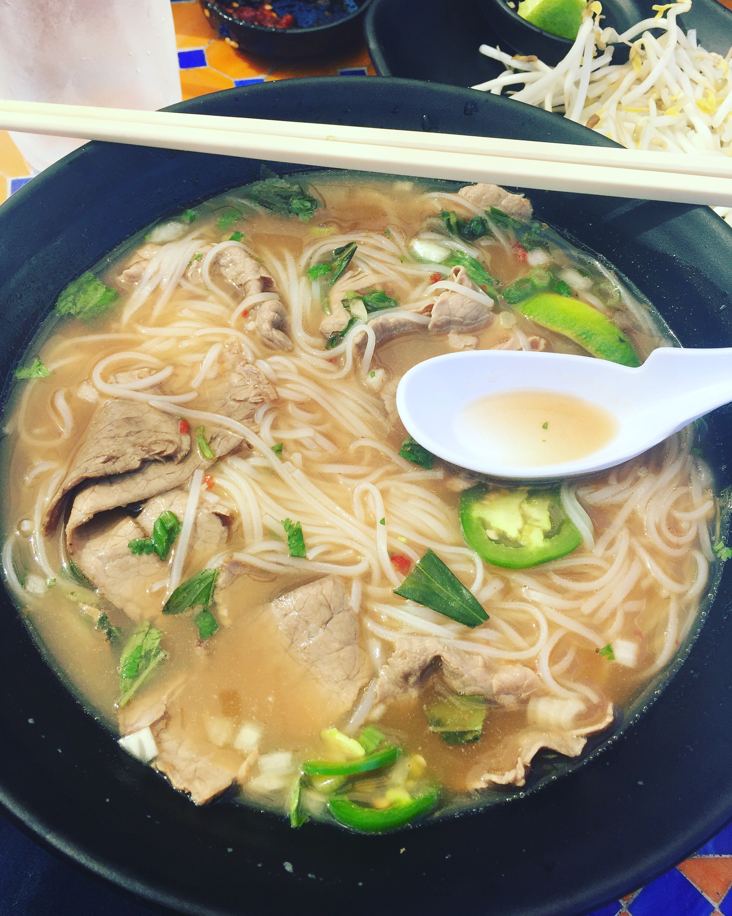 bowl-kitchen-pho.png