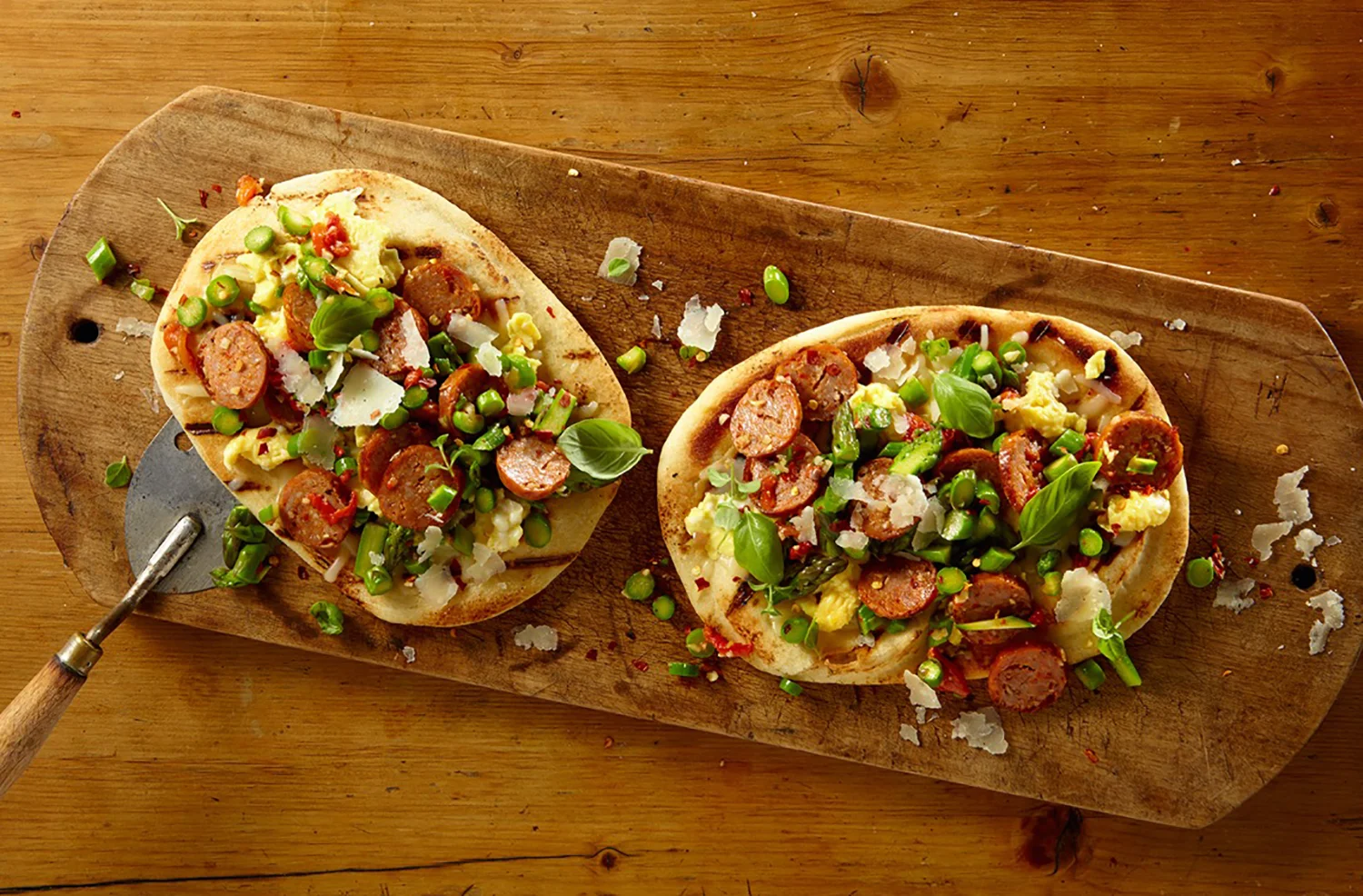 16-1279D_Asparagus_Sausage_Egg_Flatbread__4229.jpg