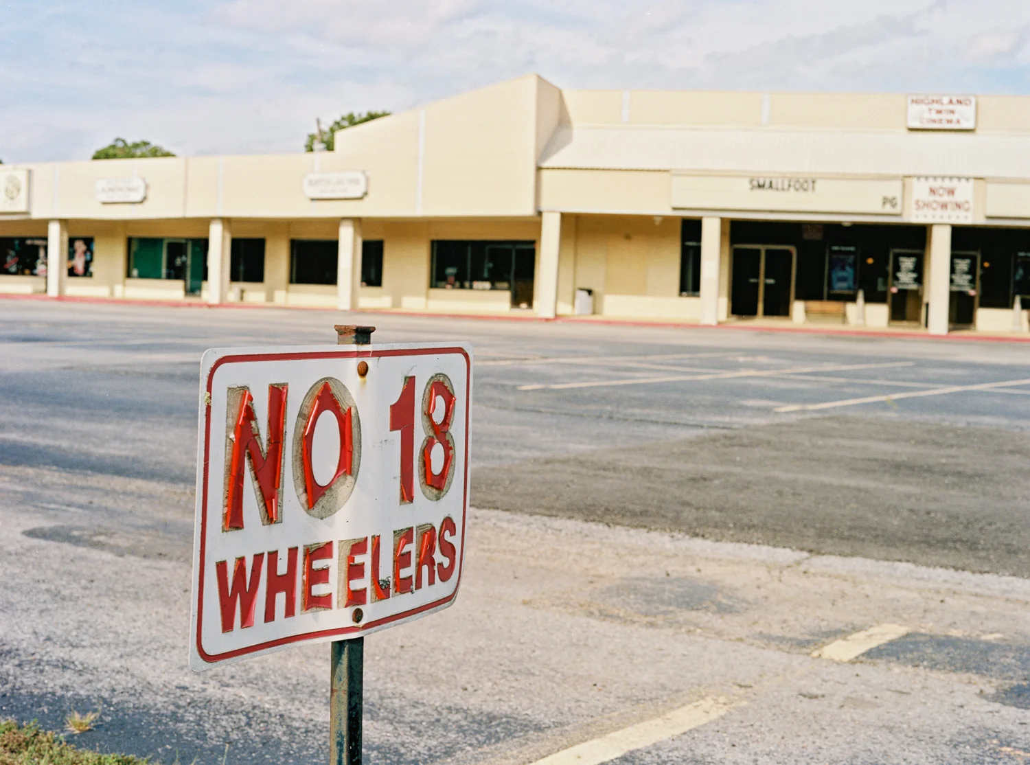 360633-R1-E009-Edit.jpg