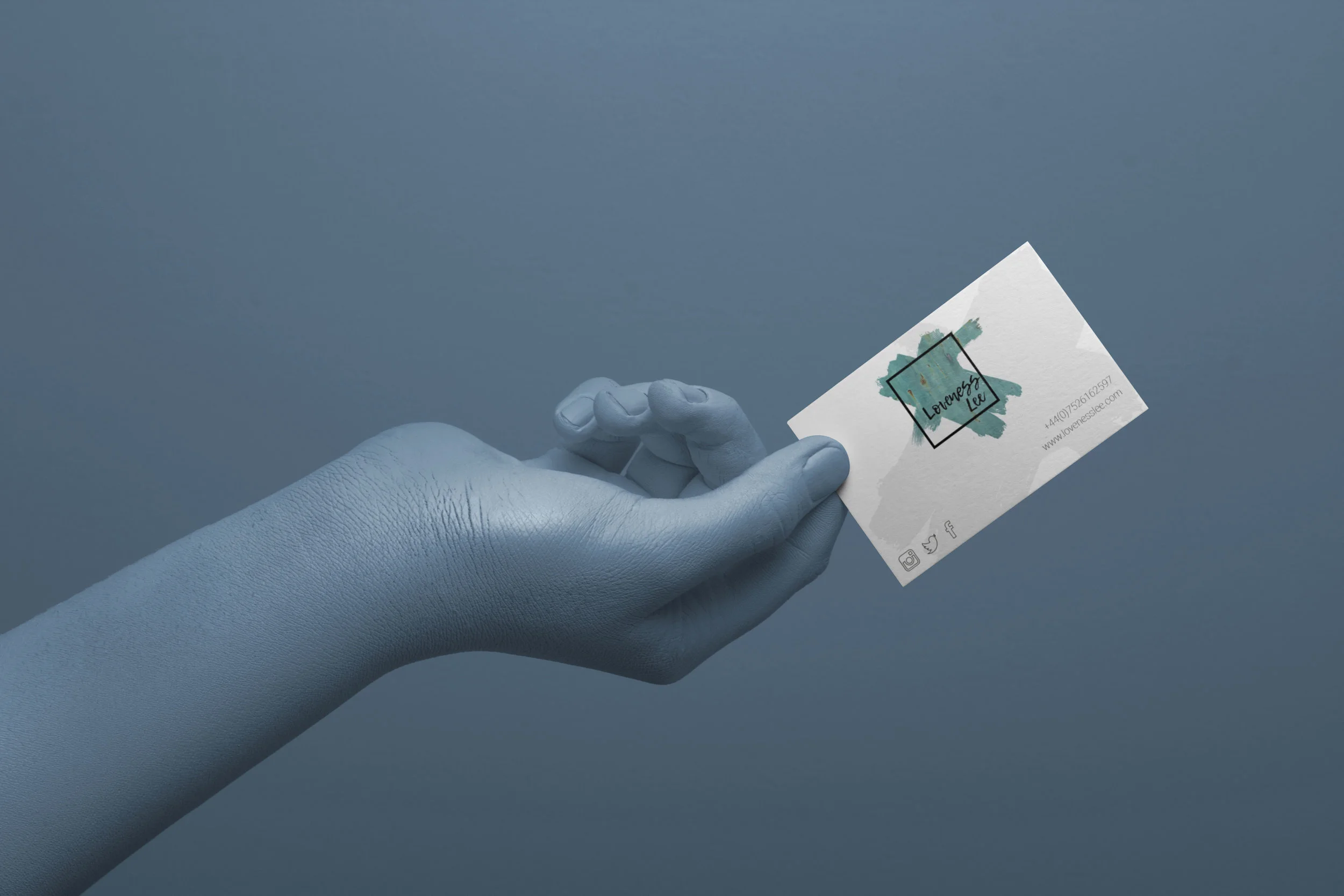 Loveness Business Card landsacpe.jpg