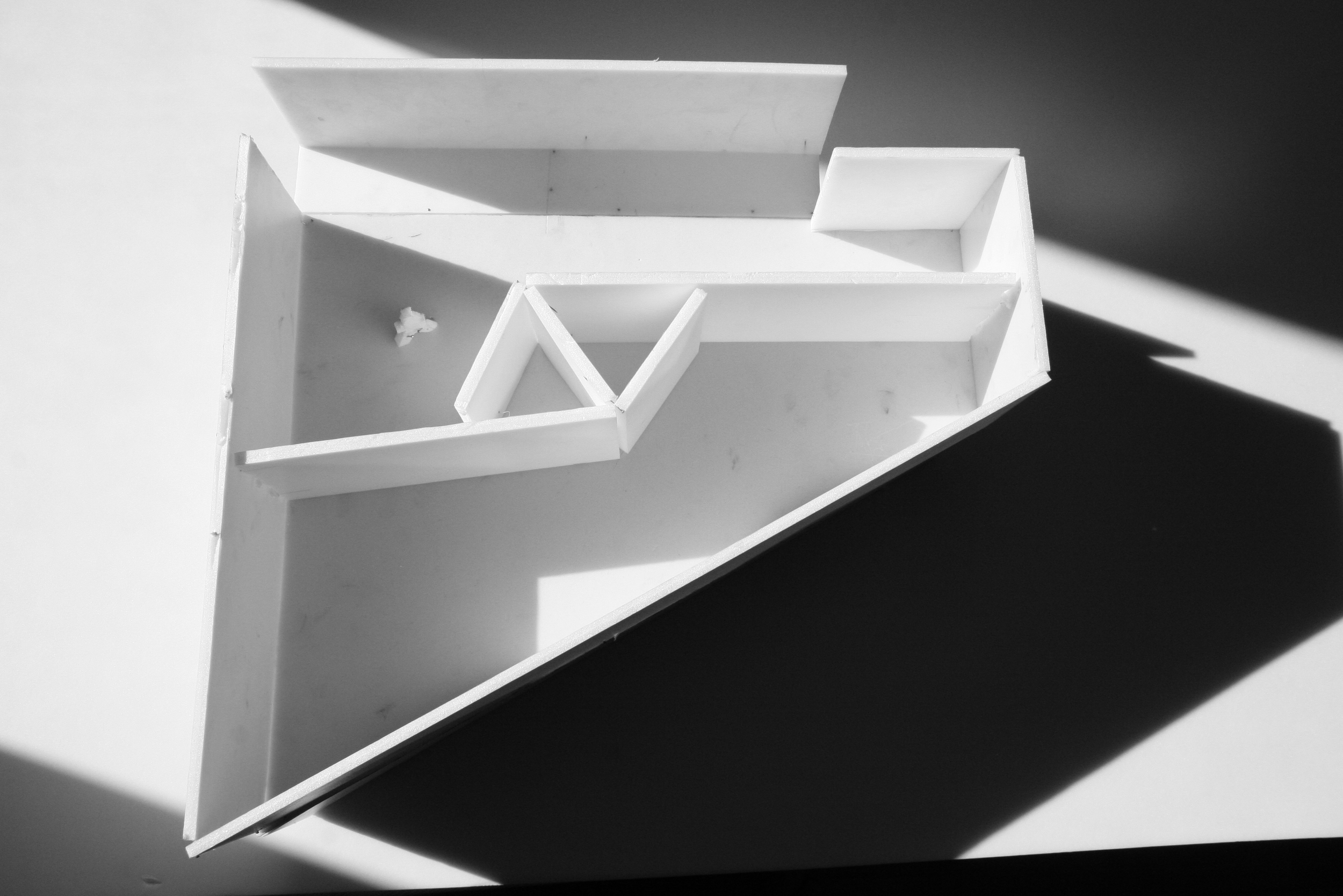  TWO BACK-TO-BACK LIVING AND WORKING LOFTS FOR ARTISTS IN RESIDENCE 