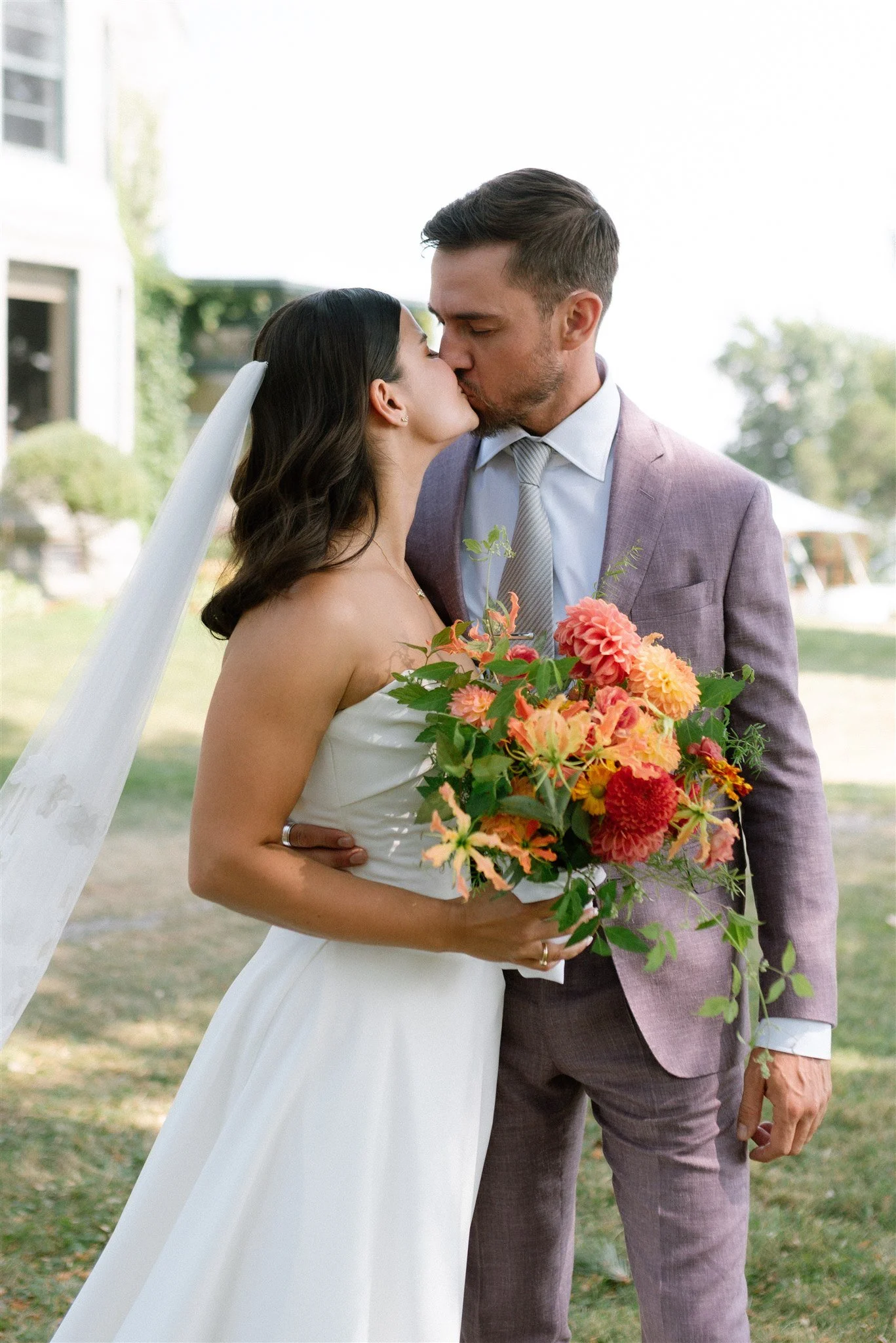 forest-and-stream-club-summer-wedding-julia-garcia-prat-destination-wedding-photography-287.jpg