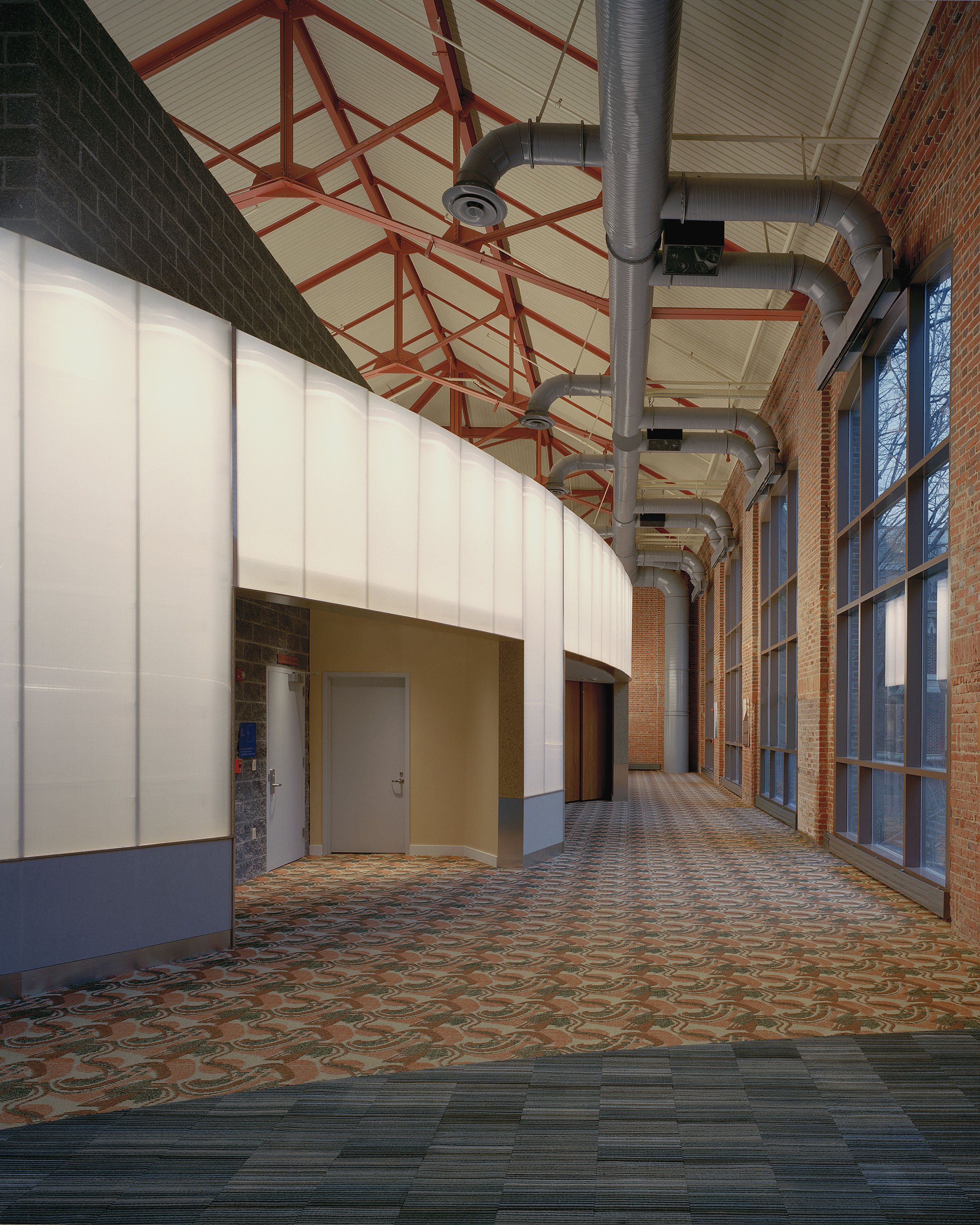 georgetown int lobby and rotunda without thing L.jpg