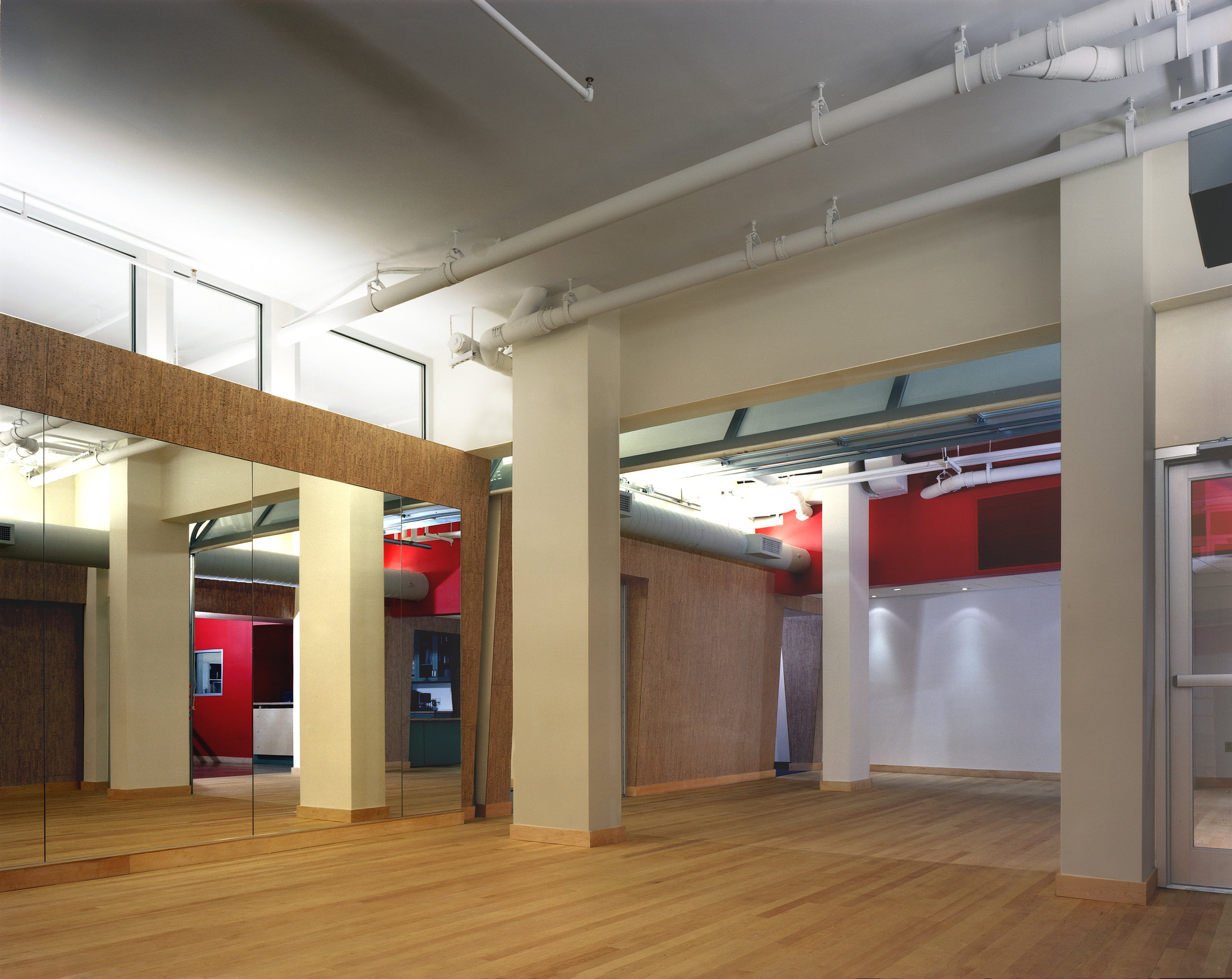 martha graham int dance studio 4 L.jpg