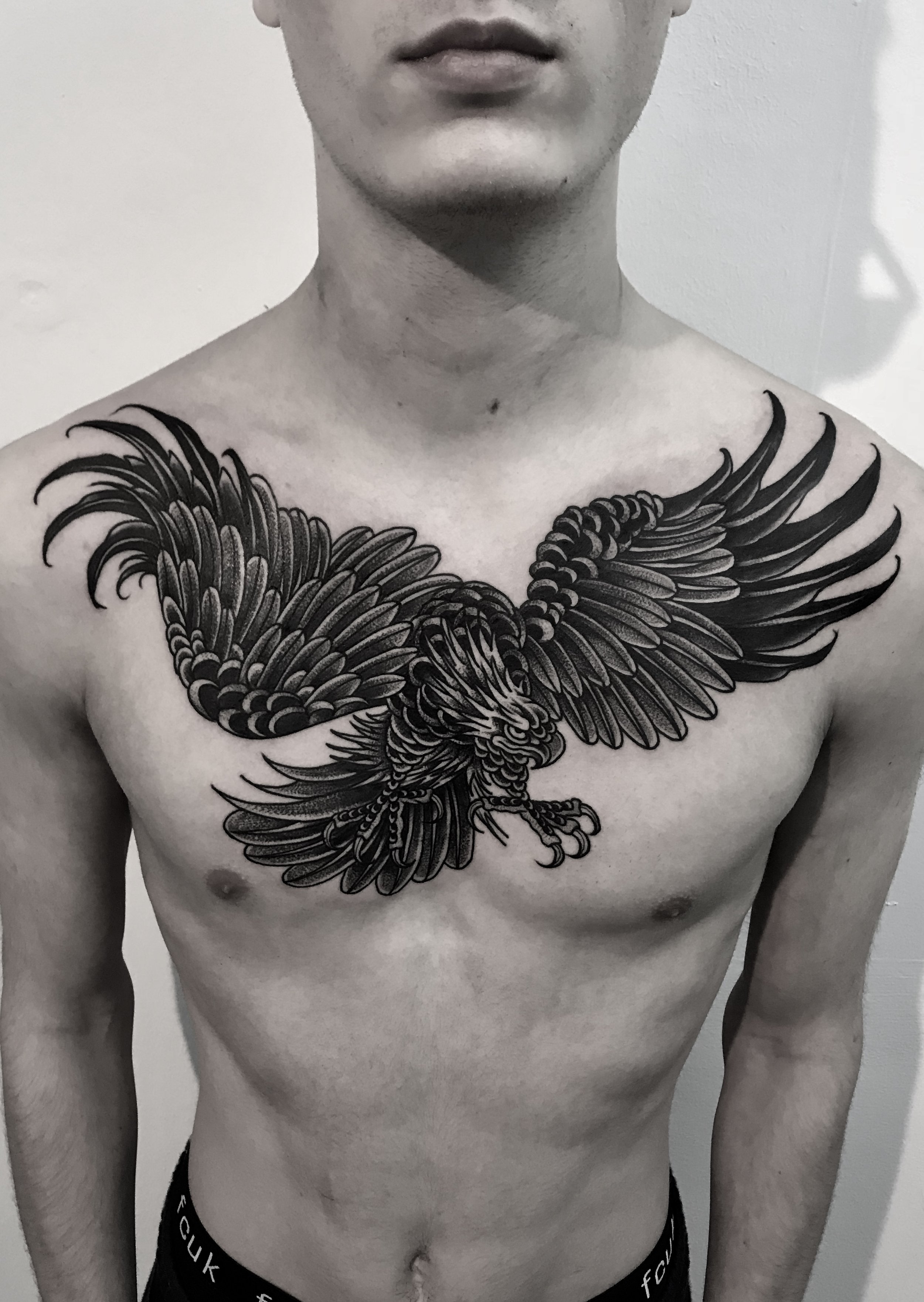 christian-otto-traditional-blackwork-eagle-chest-tattoo-los-angeles.jpg