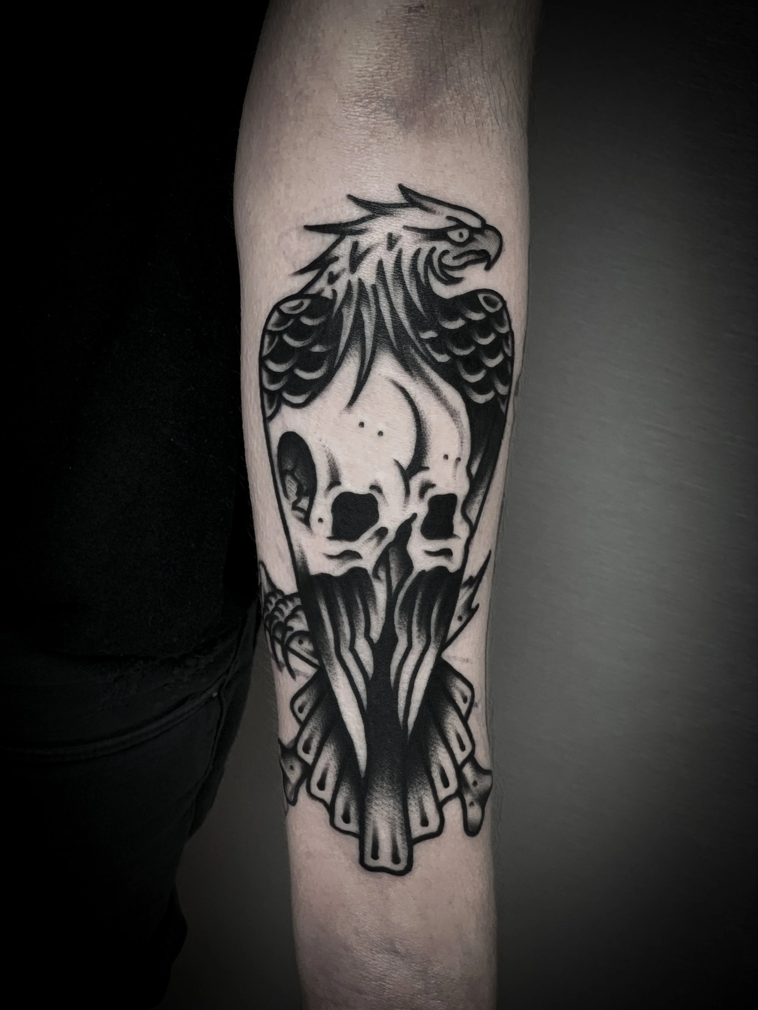 christian-otto-traditional-black-and-grey-eagle-tattoo-los-angeles.JPG