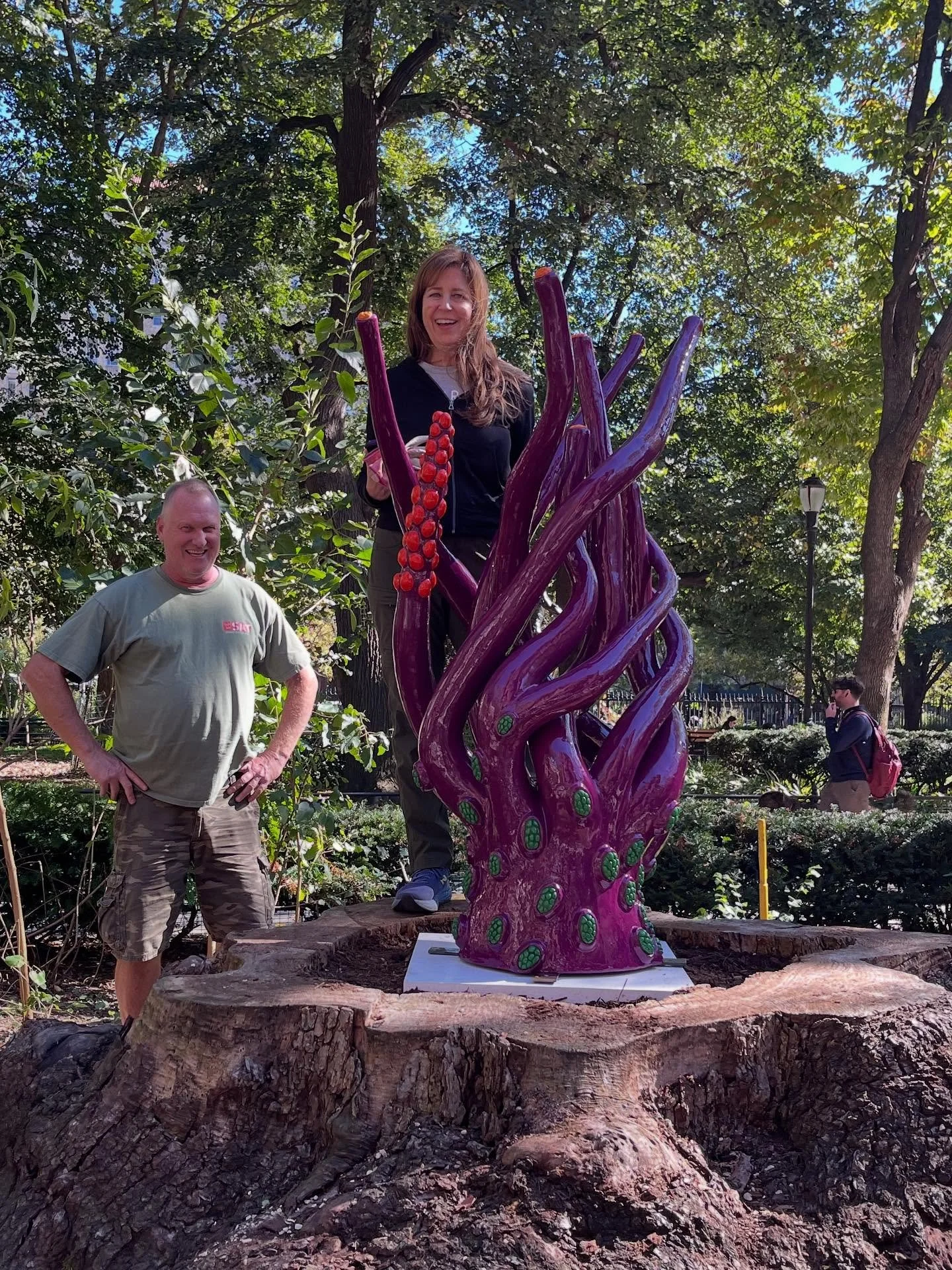 Met up with artist @judithmodrak installing her #sculpture The Nuturing Tree @stuyvesantpark - great to collaborate with @spna_nyc and Judith on this project - come by for an artist talk with Judith this Sunday Oct. 1-3pm and see this super fun and u