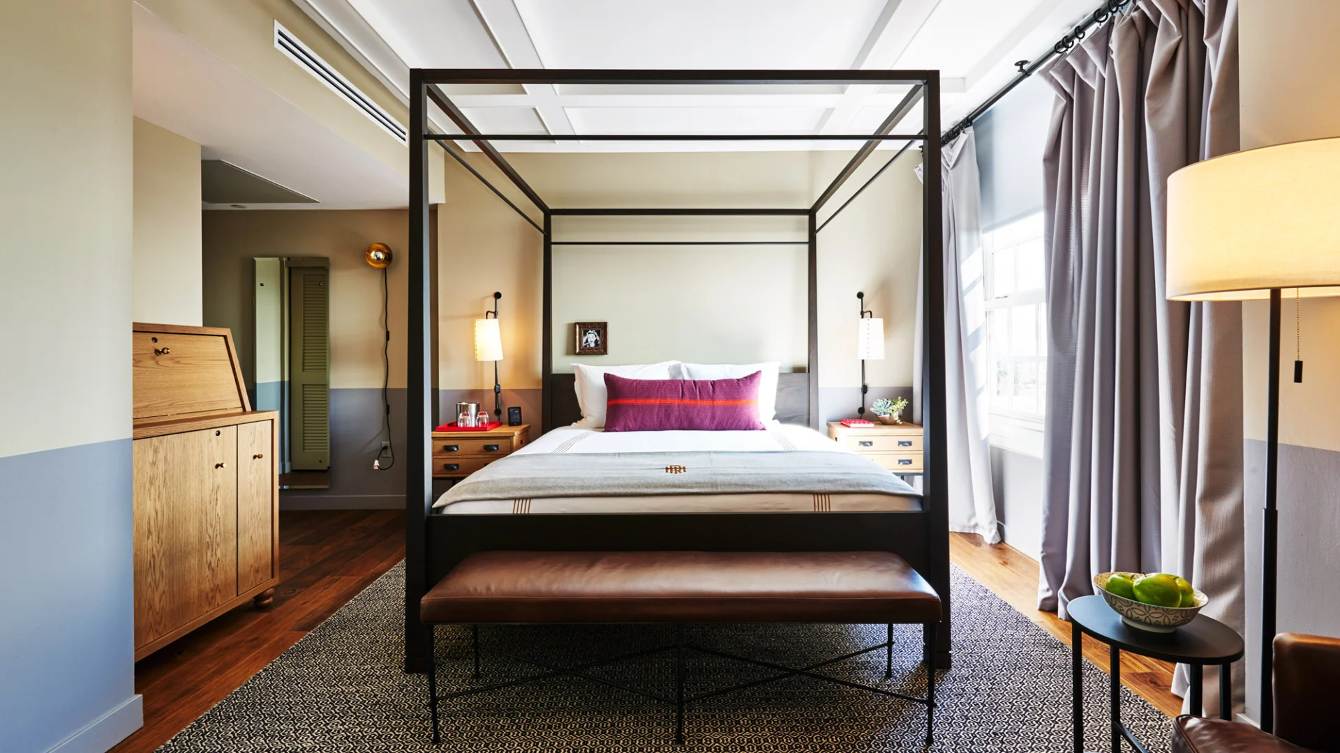 pod architecture+design_Hollywood-Roosevelt_King.jpg
