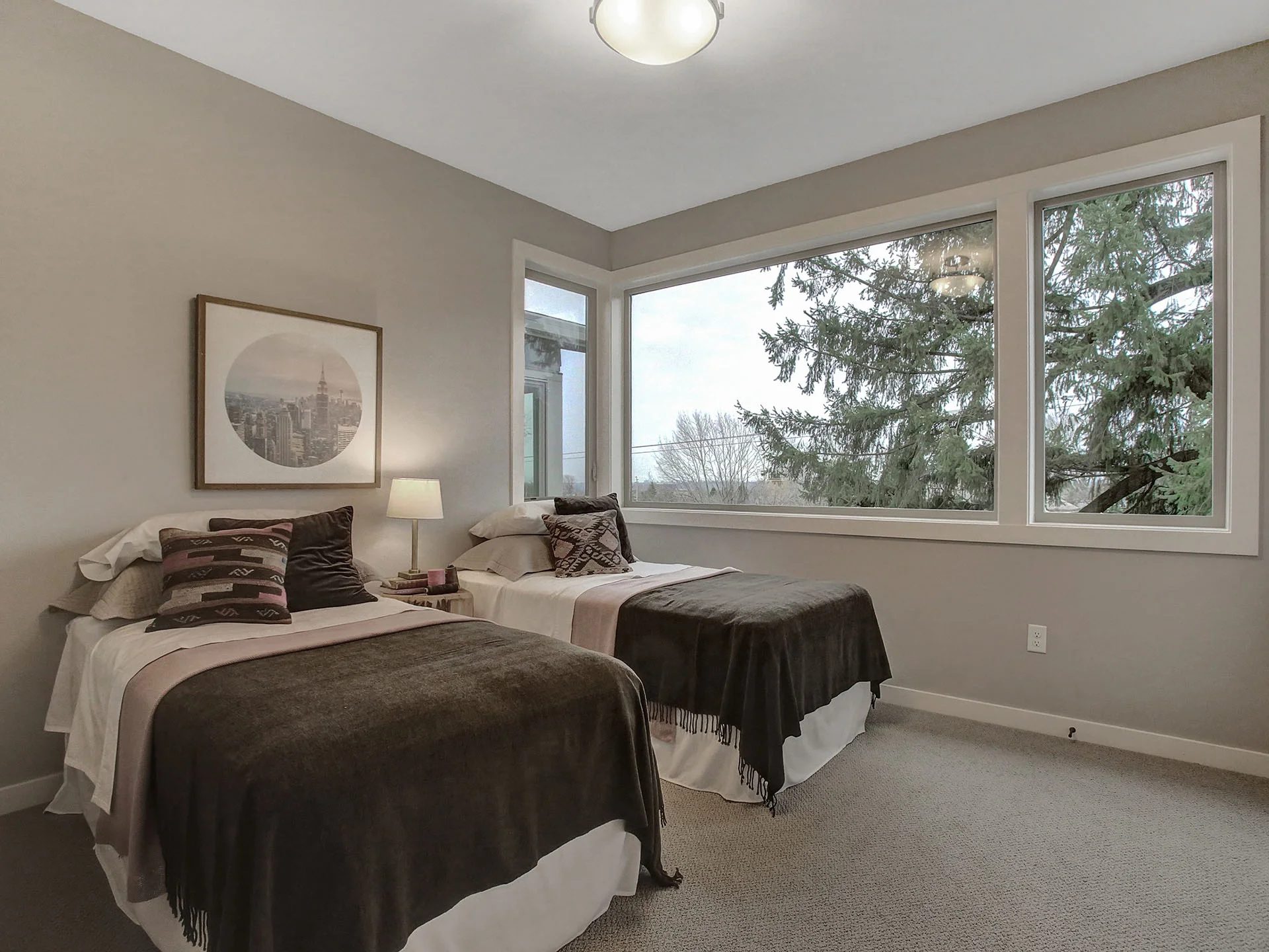 6216 SE Belmont St - Portland- 27.jpg