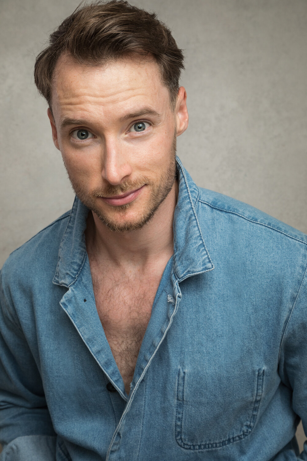 Actor: Tom Russell