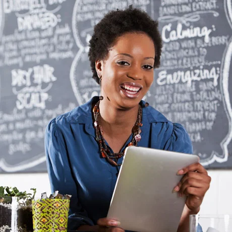 Woman_SmallBusiness_22456351.jpg