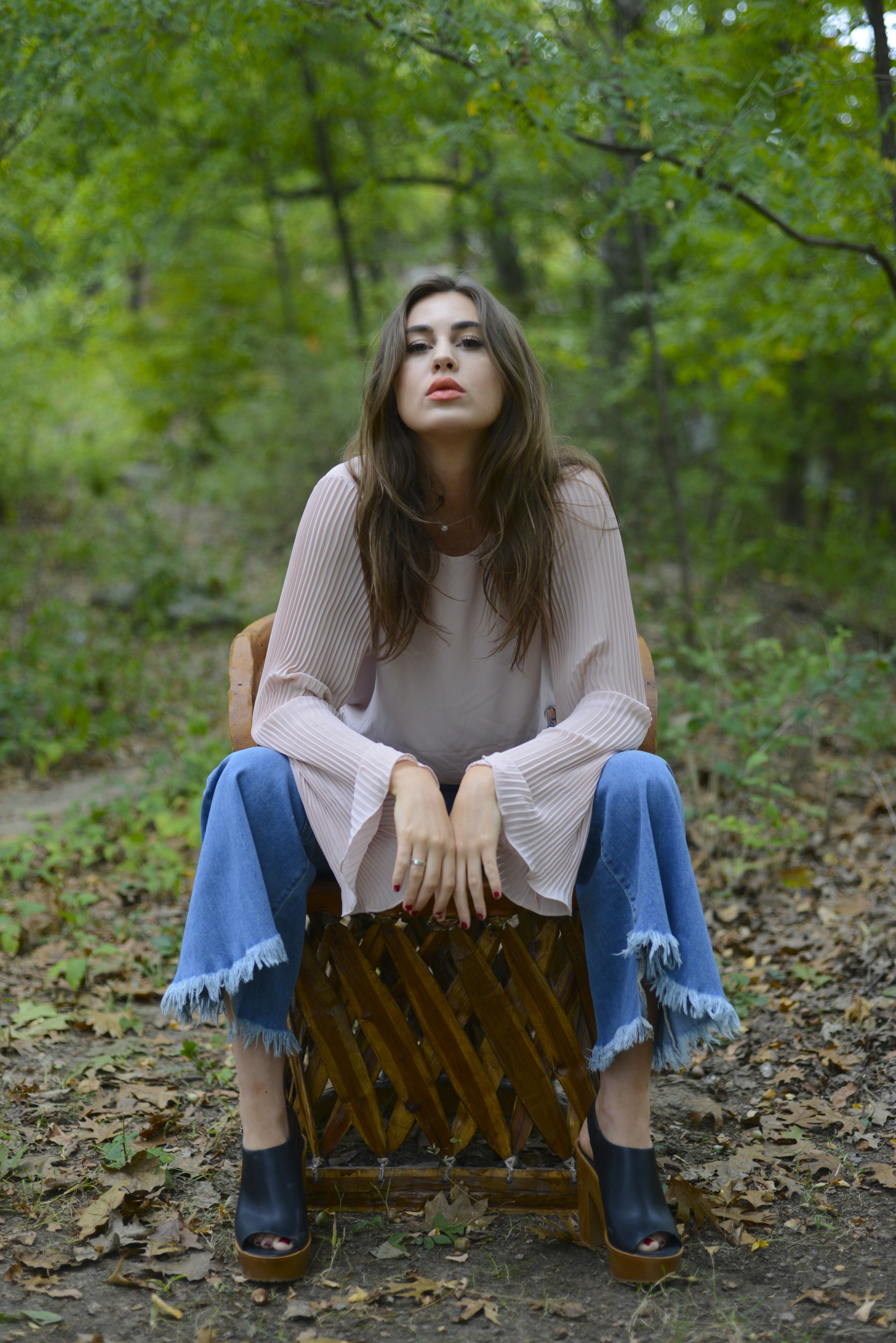 A fashion shoot for Vox Magazine with the 2017 fall clothing trends on Wednesday, September 27, 2017 at Capen Park. Models are Rebecca Mardikes, Sierra John and Alycia Washington.
Huong Truong/Missourian