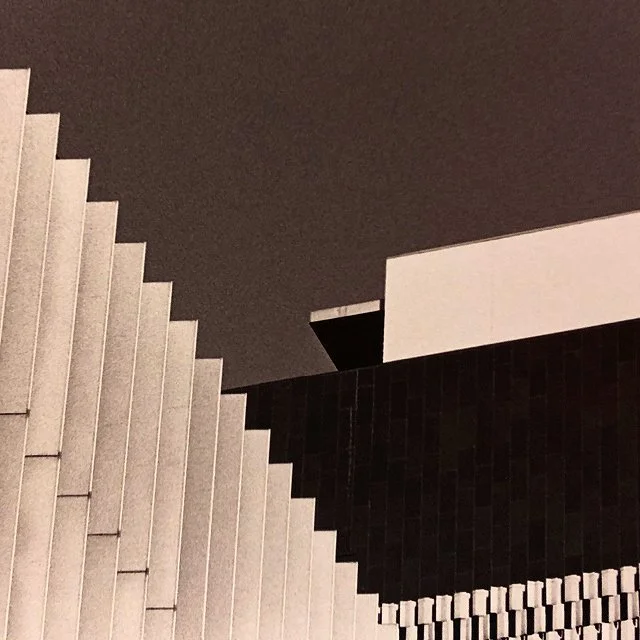 course-image_minimal-to-surreal_10-2026_3.jpg
