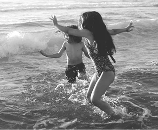 hikaru-kids-water-small.jpg