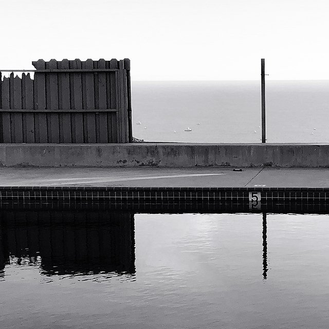 course-image_minimal-to-surreal_10-2026_16.jpg