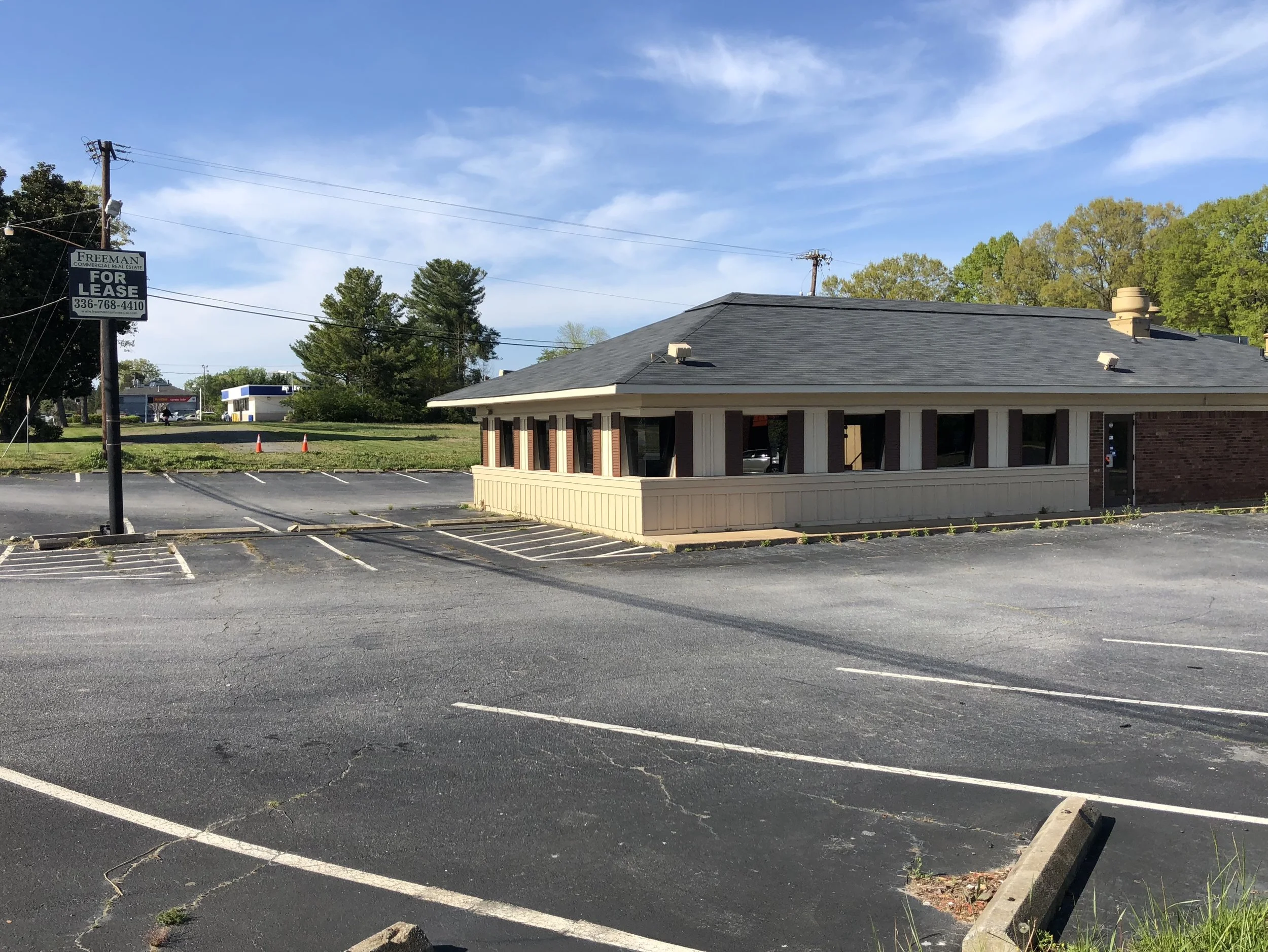 Pizza Hut/Pet Hut