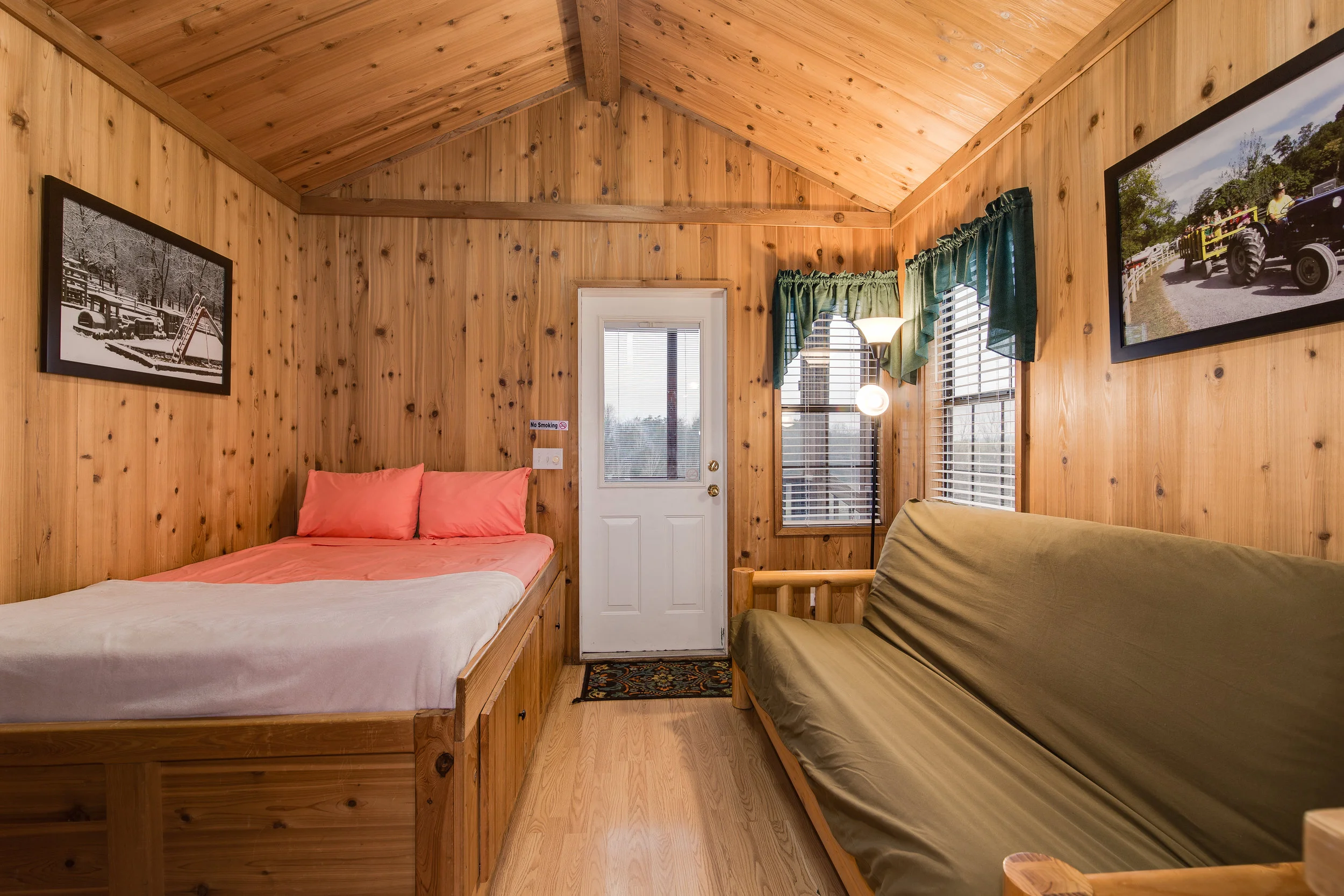 COTTAGE 8-002.jpg