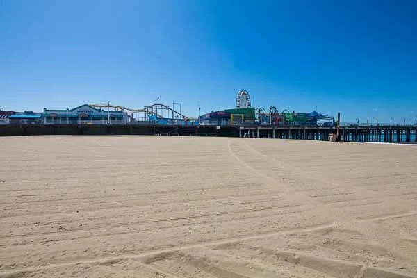 EMPTY BEACH-00004-.jpg