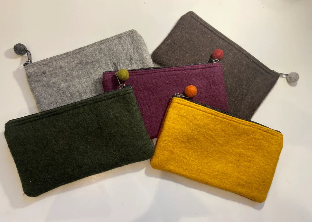 two tone Medium pouch.webp
