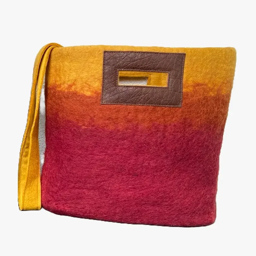 Obre Tote Dusty Brick.webp