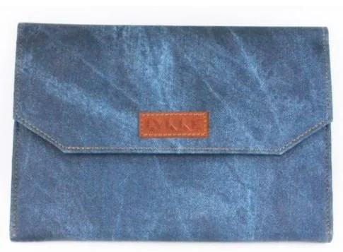 Lykke indigo pouch.JPG