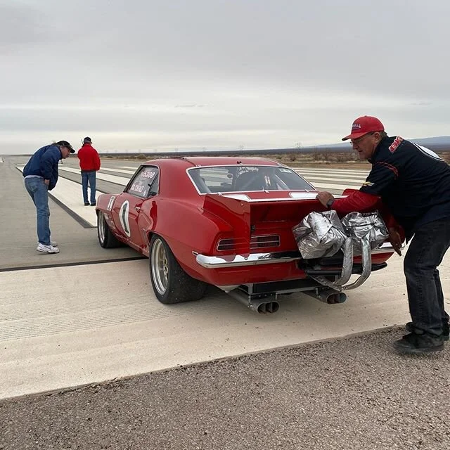 #daveward  @bigtexxs give @thebigredcamaro a 👍  251.3 mph was the result of some serious brainstorming.  Thank you @runectamile @spaceport.america @a_girl_and_her_wagon @rage2m  @brceventcoord