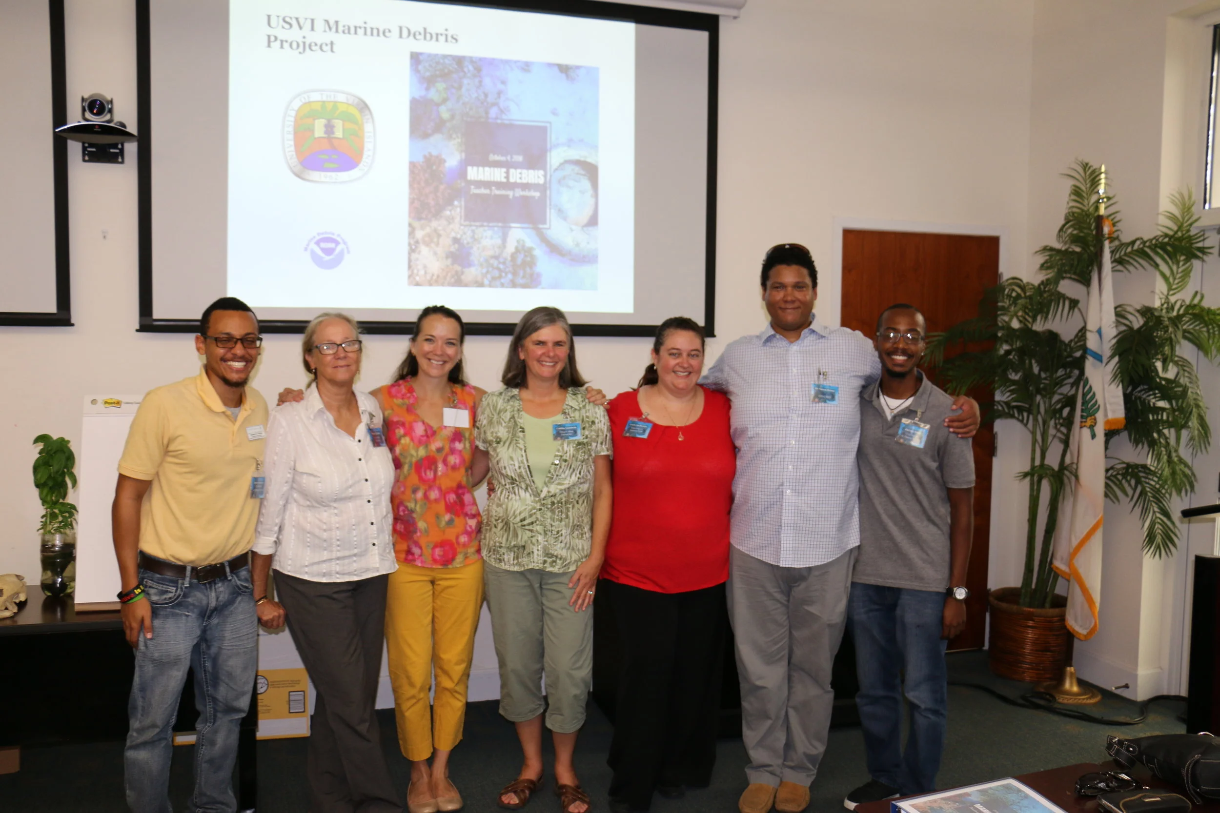 The Marine Debris Teachers Education Workshop brought together individuals from UVI and Oregon Sea Grant.