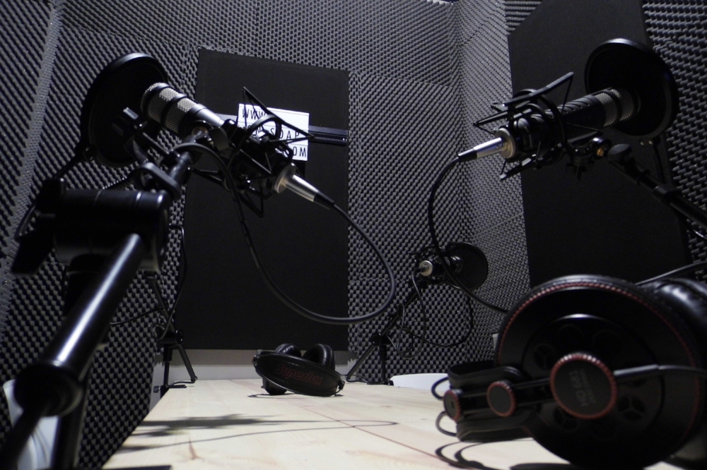 Podcast studio hire, podcast hire, hire podcast studio, london podcast studio, make a podcast