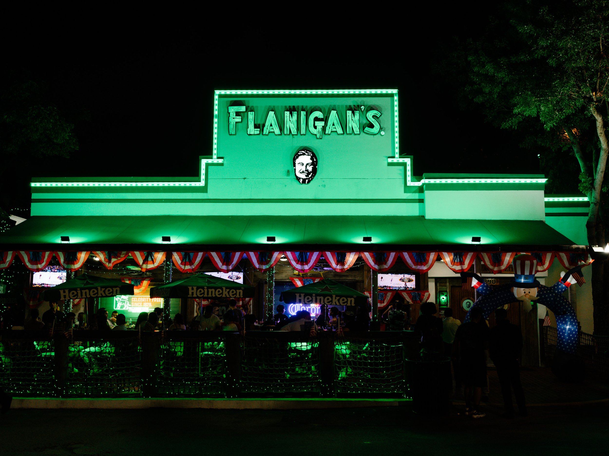 Flanigans-13.jpg