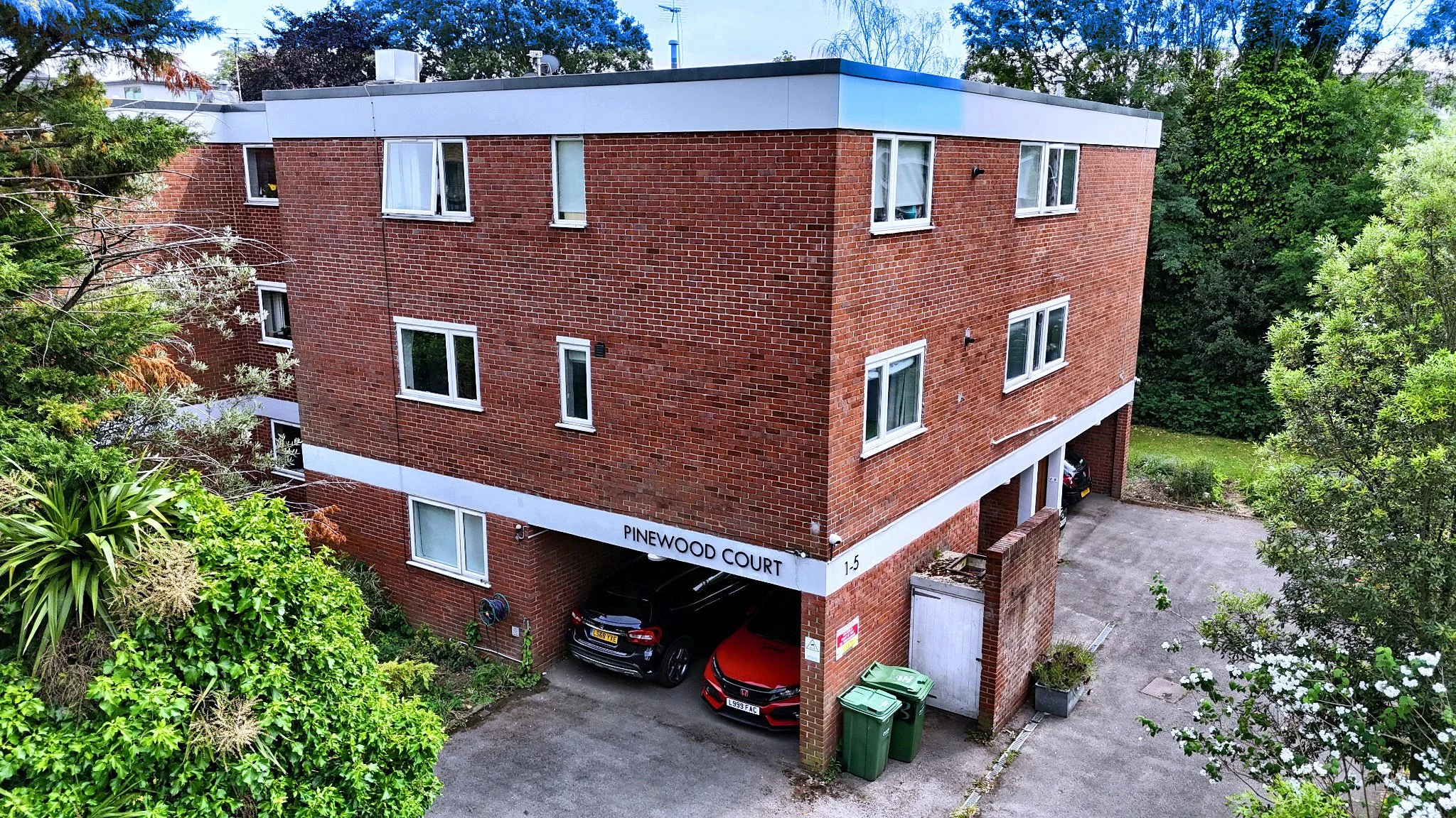 1619 - Pinewood Court - Photo 10.jpg