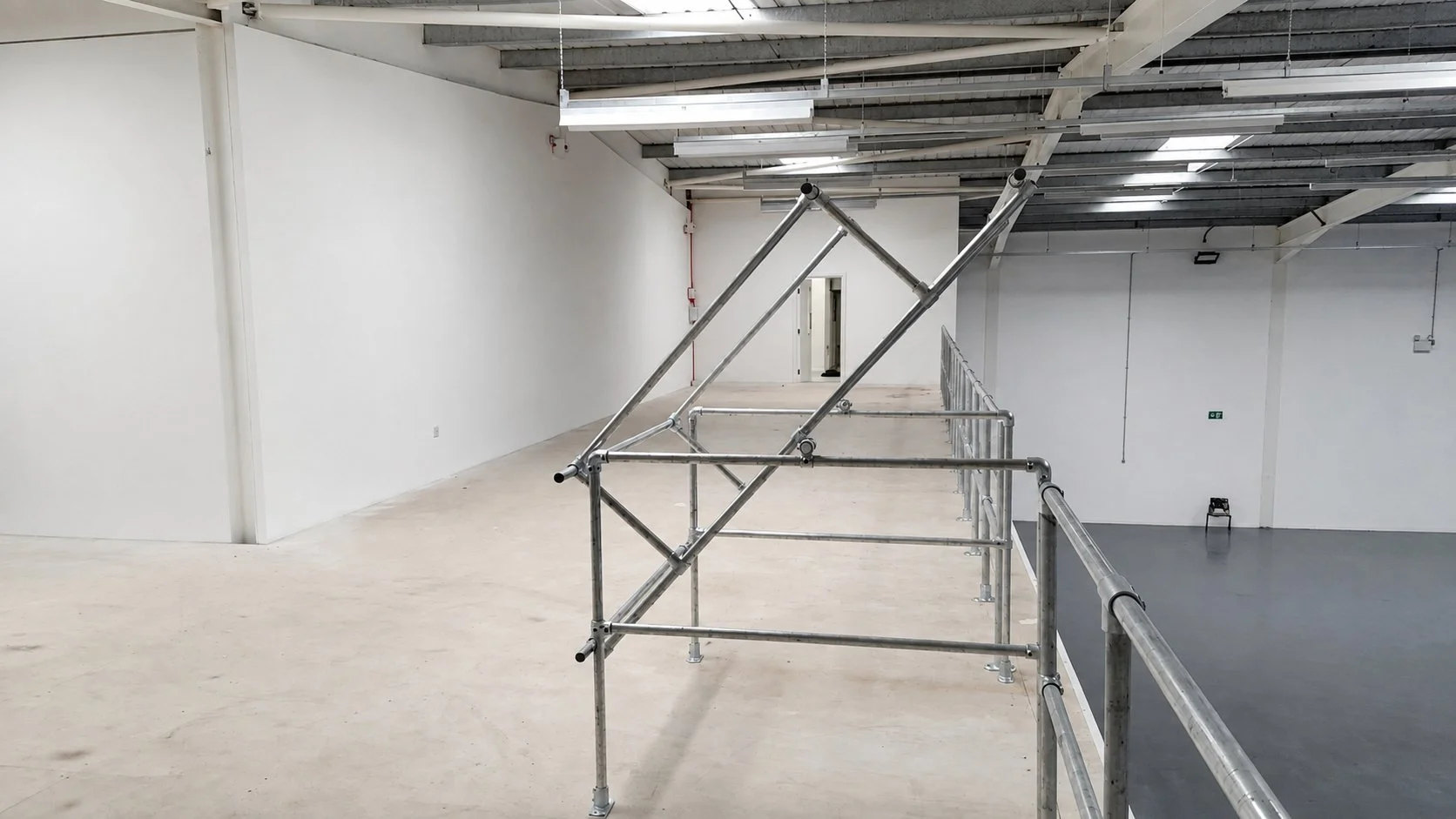 1563 - Shepherdess Walk - Photo 14.jpg