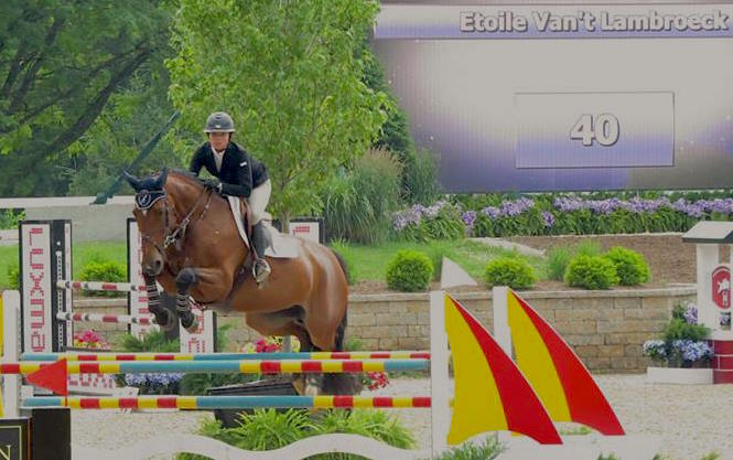 Alliy Moyer and Etoile Van't Lambroeck. Photo by Andrew Ryback Photography