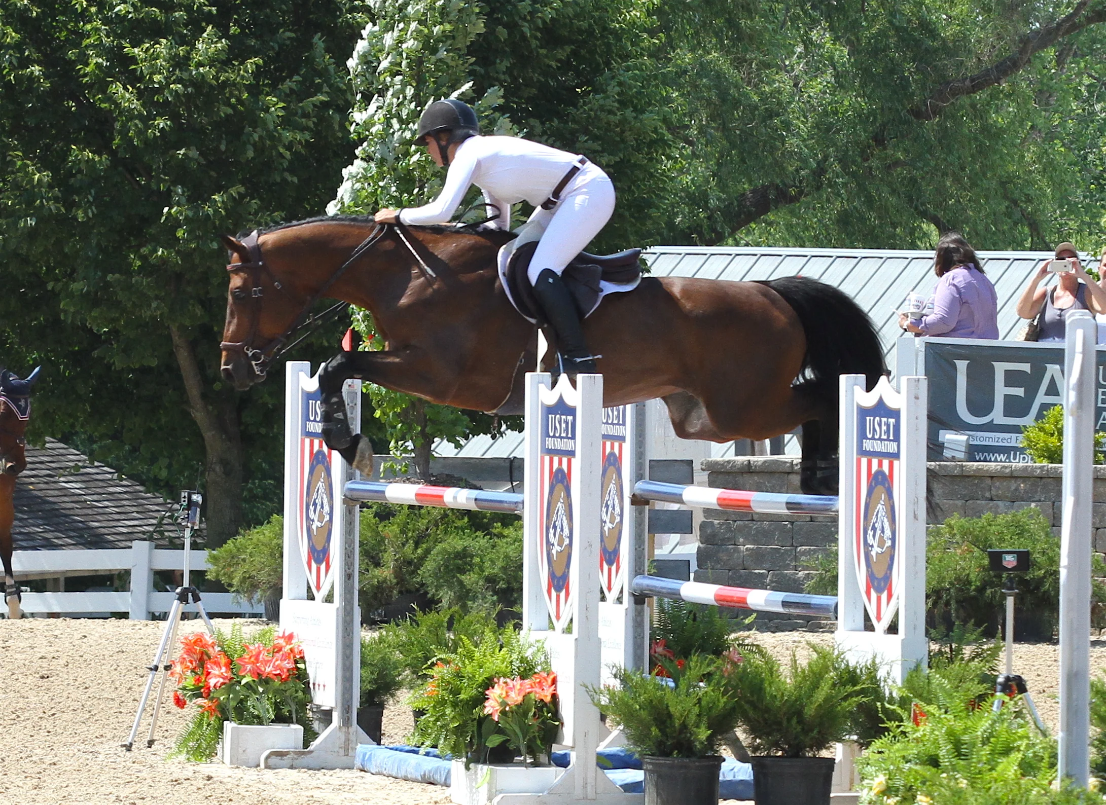 Lisa Goldman and Sovereign were second.