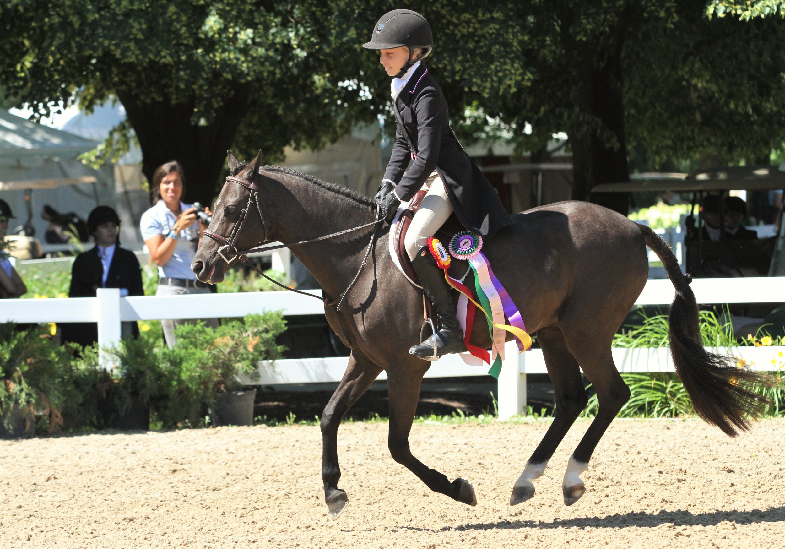 Benlea Mizzou and Olivia Markman In reserve for the Derby were Benlea Mizzou and Olivia Markman. This small-pony pair have had much success at this show for the past two weeks, championing the small pony division twice.