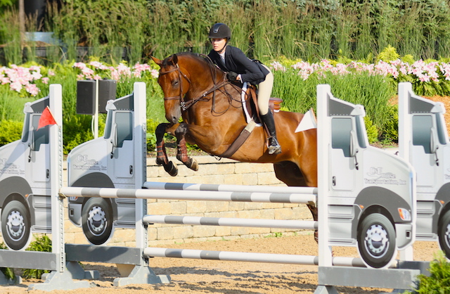 Clare McKean and Quintus Rubin, owned by North Ru n WIHS Classic Jumper Phase