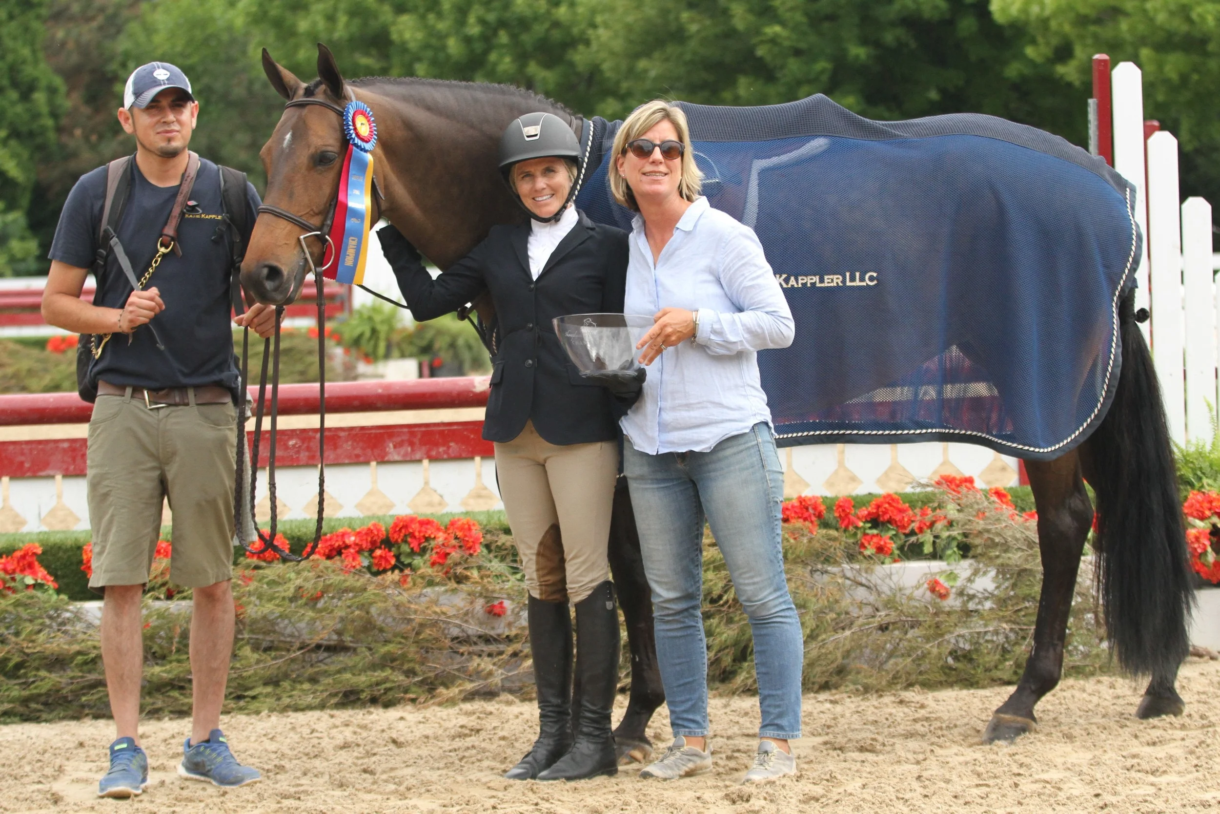 Baroness Blixen and Kiersten Litzsinger, with trainer Katie Kappler and groom Sam Mendoza $1,000 Amateur Adult Hunter 36-49 Champion $2,500 NAL Adult Hunter Classic presented by the Ianello Family $500 Marshall & Sterling Adult Hunter Classic Rider Style Award Adult Amateur