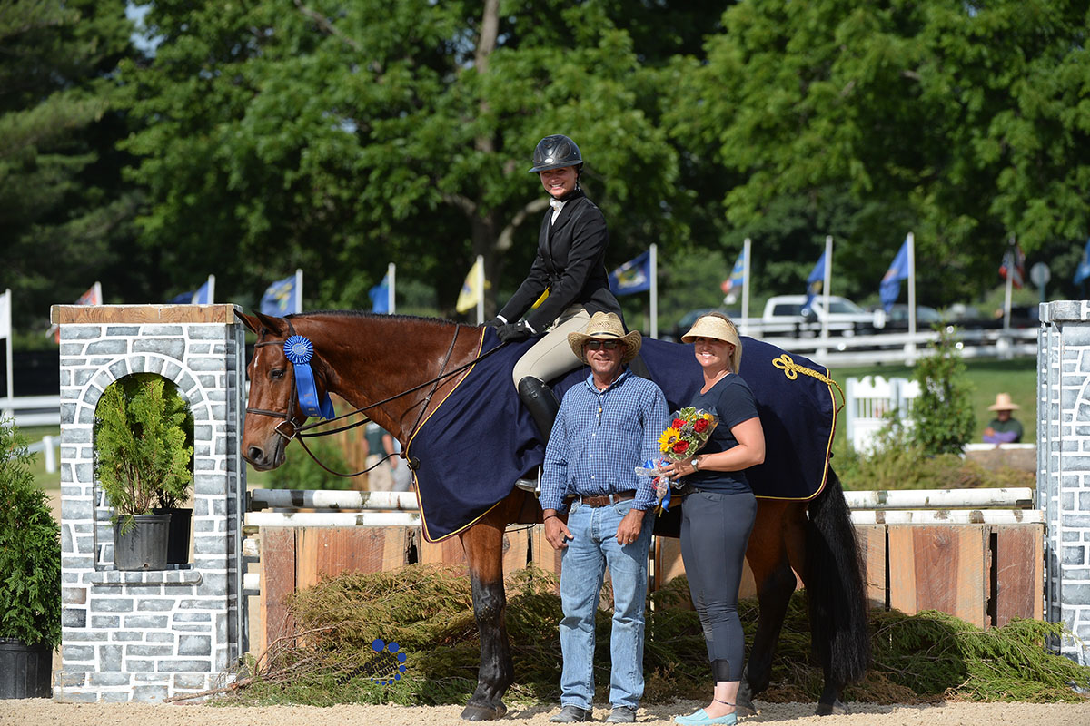 Sophie Onody and Phoenix won the $20,000 USHJA National Hunter Derby - Non-Professionals Photo by Anne Gittins Photography