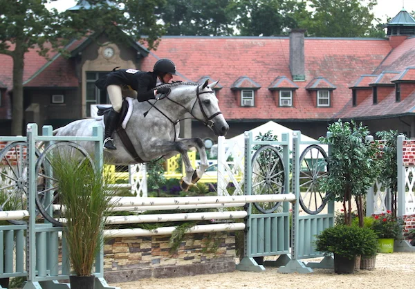 Audrey Robison and Capital Z won the Monmouth at the Team 2017 USHJA National Hunter Derby, sponsored by Eastern Hay. Photo by EQ Media