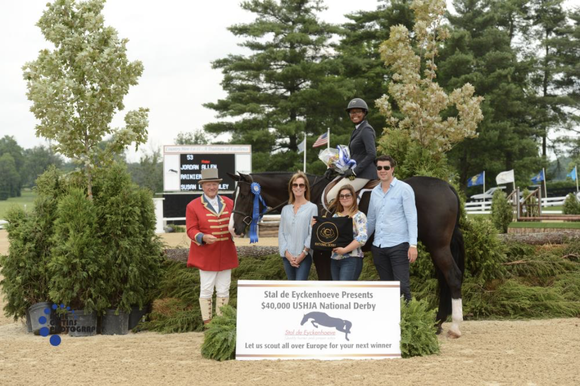 Jordan Allen rode Ranier to the win of the $20,000 Junior/Amateur Section of the USHJA National Hunter Derby, sponsored by Stal De Eyckenhoeve. Photo by Anne Gittins Photography