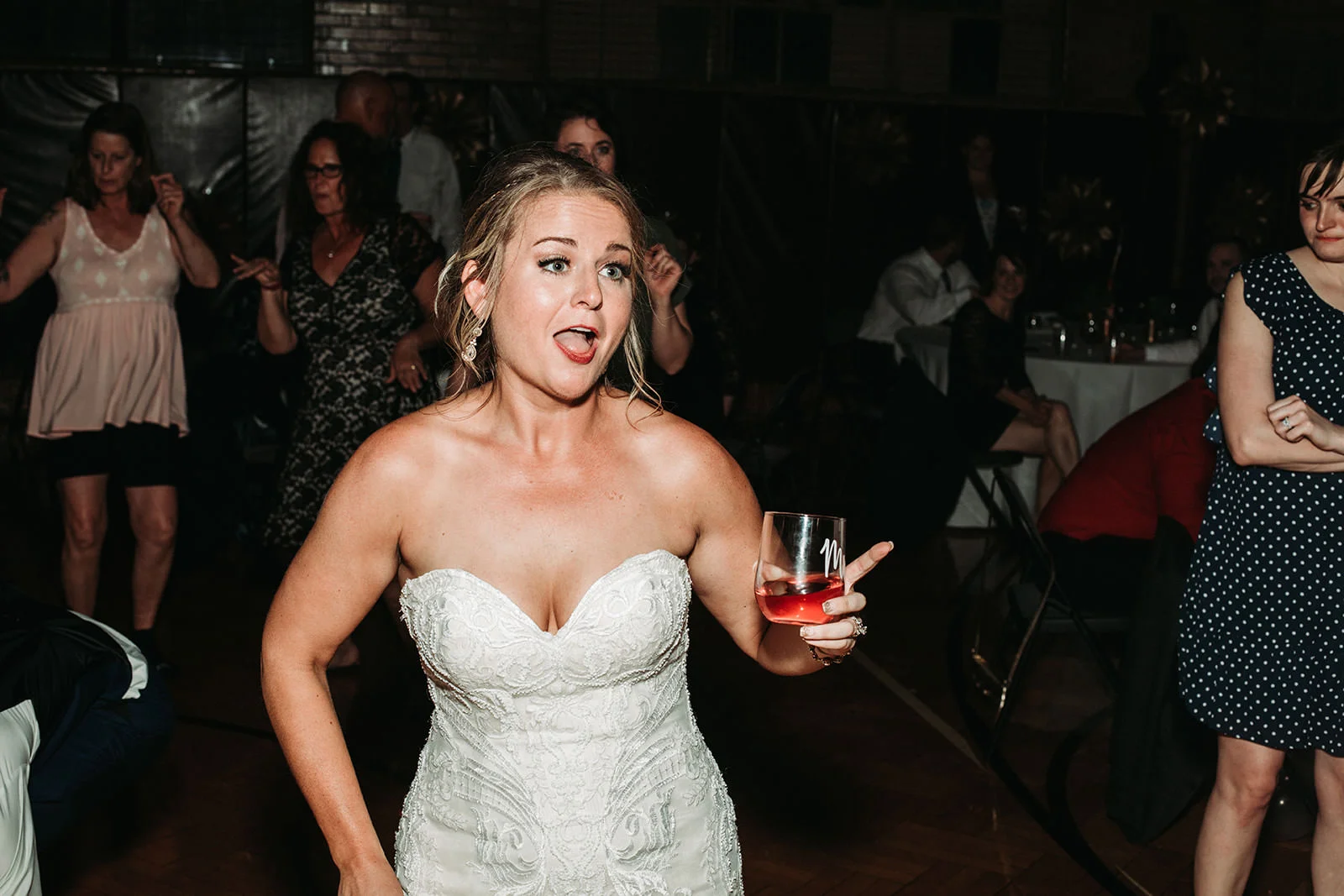 DowntownIndianapolisSummerWedding-537.jpg