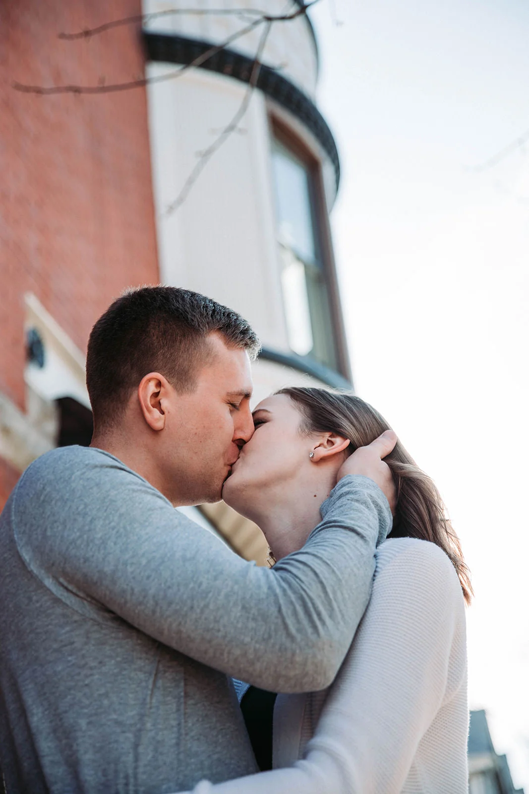 Downtown_chicago_spring_engagement_session-13.jpg