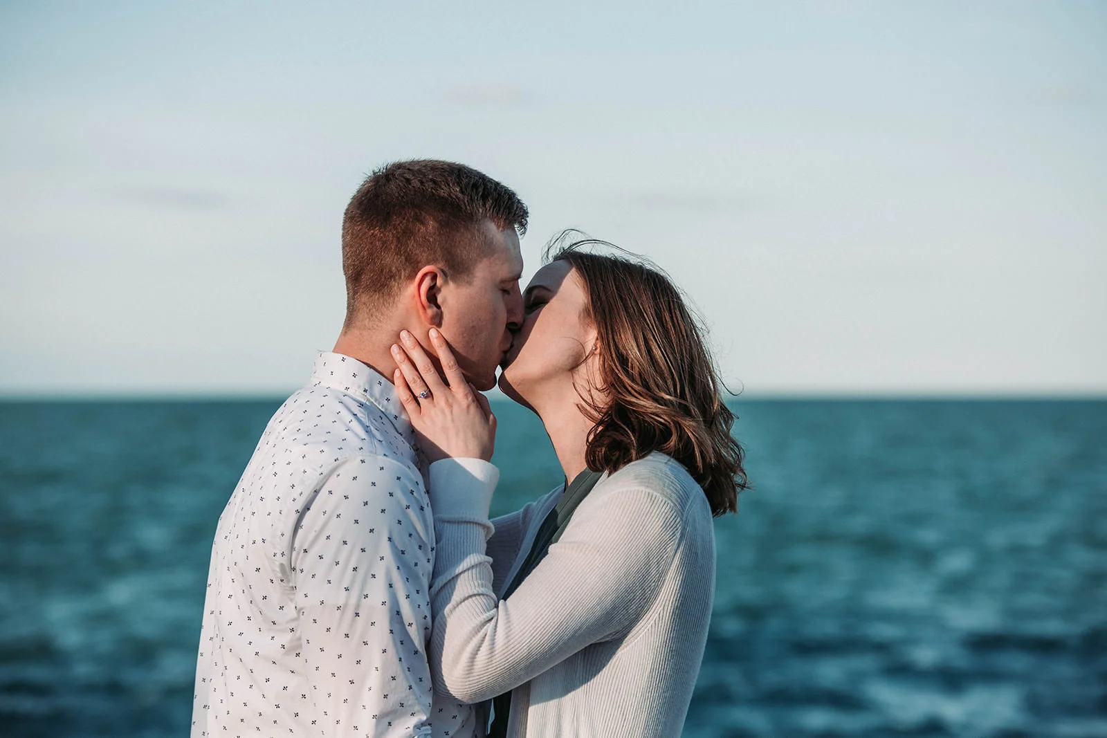 Downtown_chicago_spring_engagement_session-33.jpg