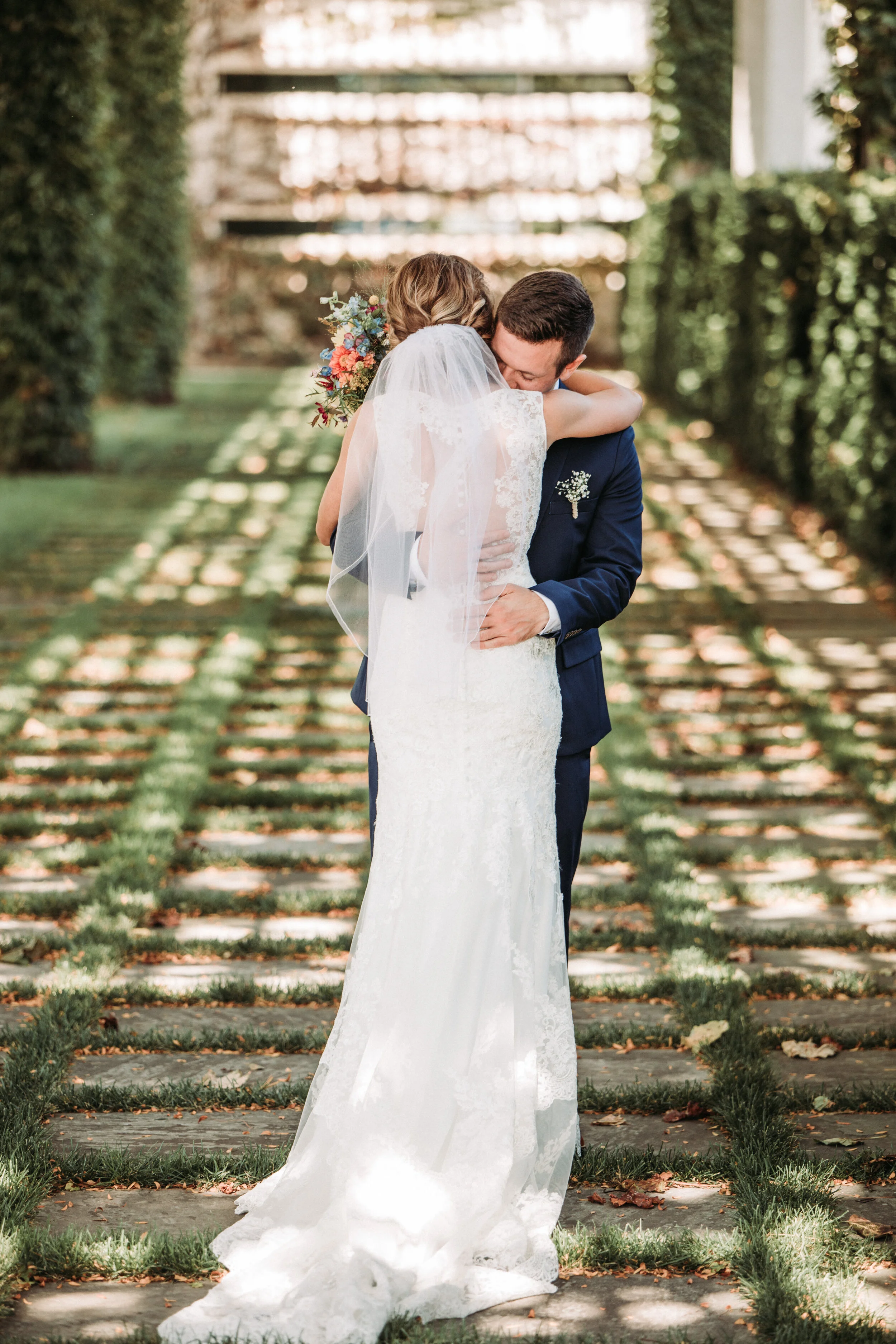 rustic_fall_barn_wedding_columbus_indiana-26.jpg