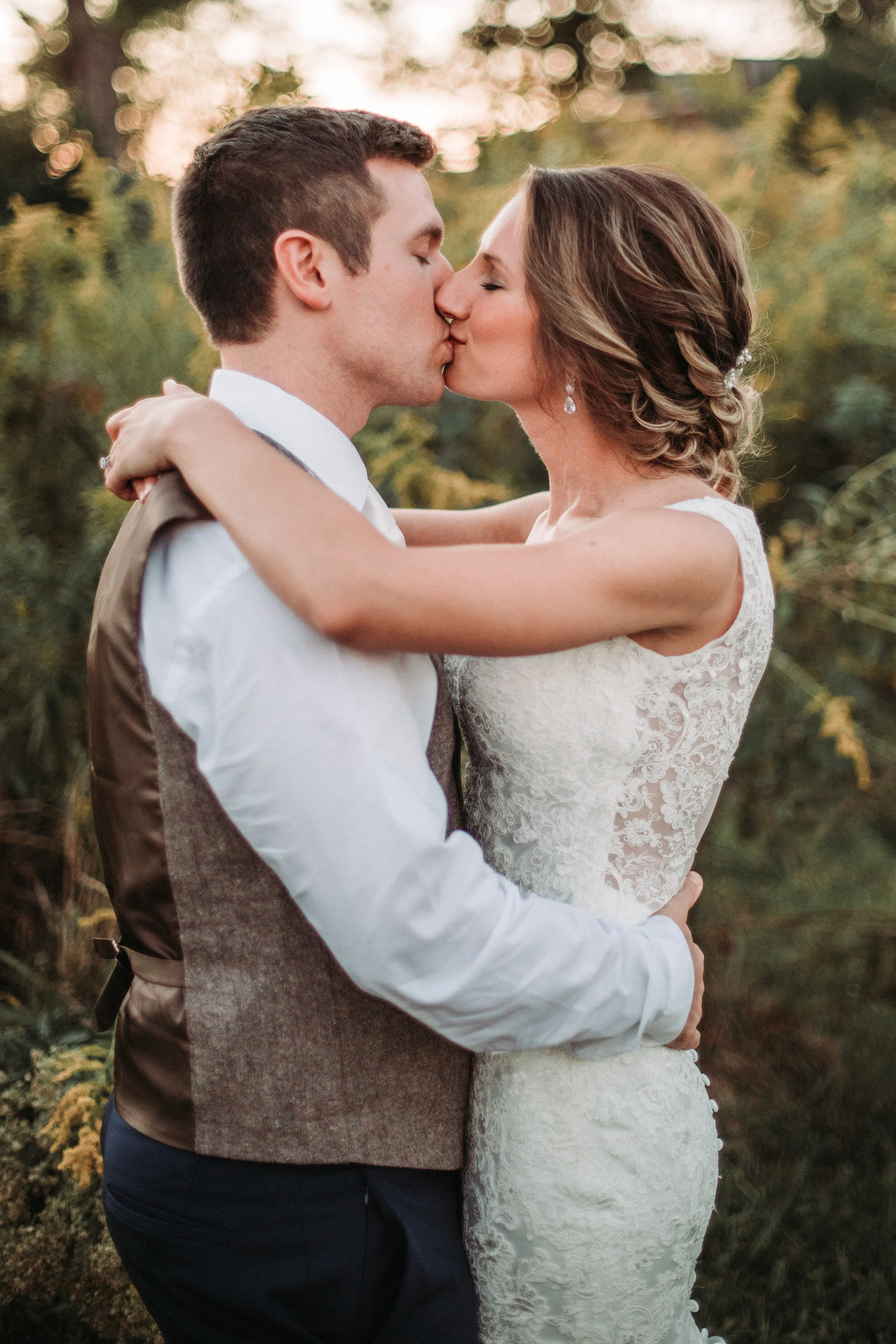rustic_fall_barn_wedding_columbus_indiana-85.jpg