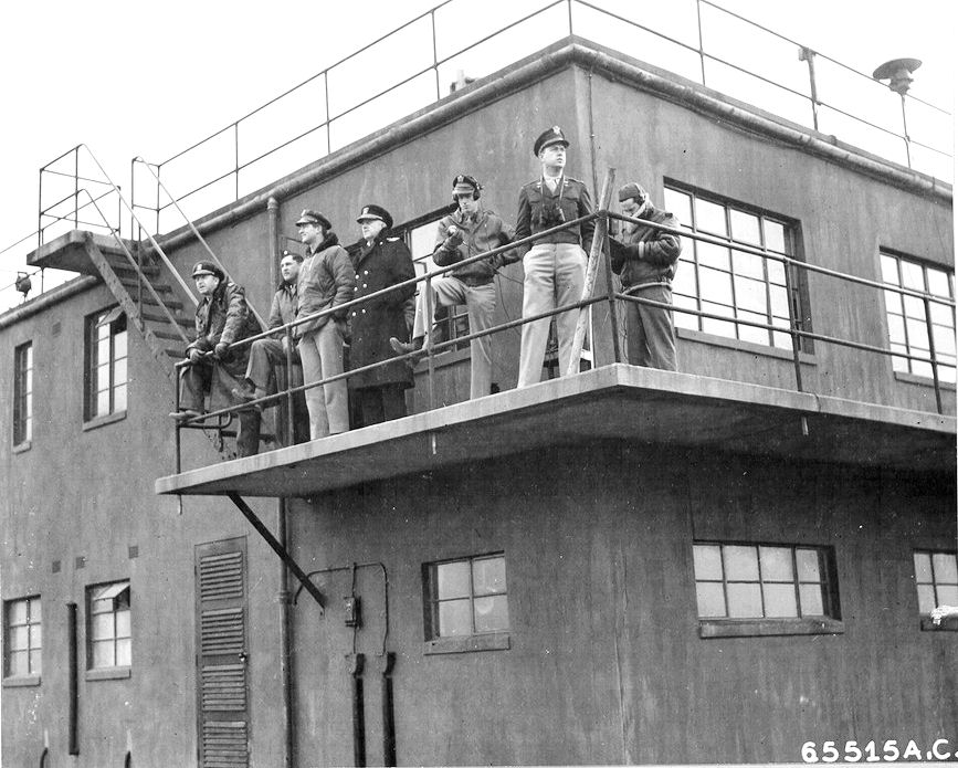 RAF_Deenethorpe_-_Control_Tower.jpg