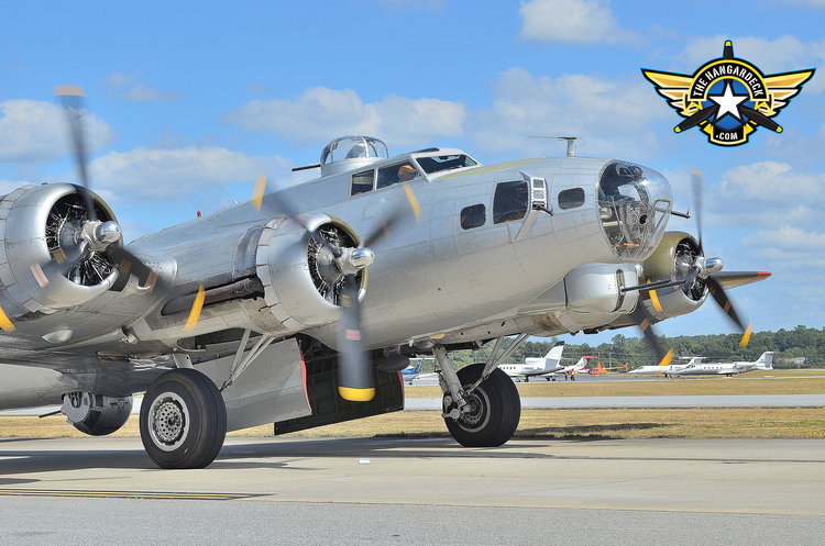 Episode #77. The EAA Pilots talk about the B-17G "Aluminum Overcast" at the Atlanta Warbird Weekend.