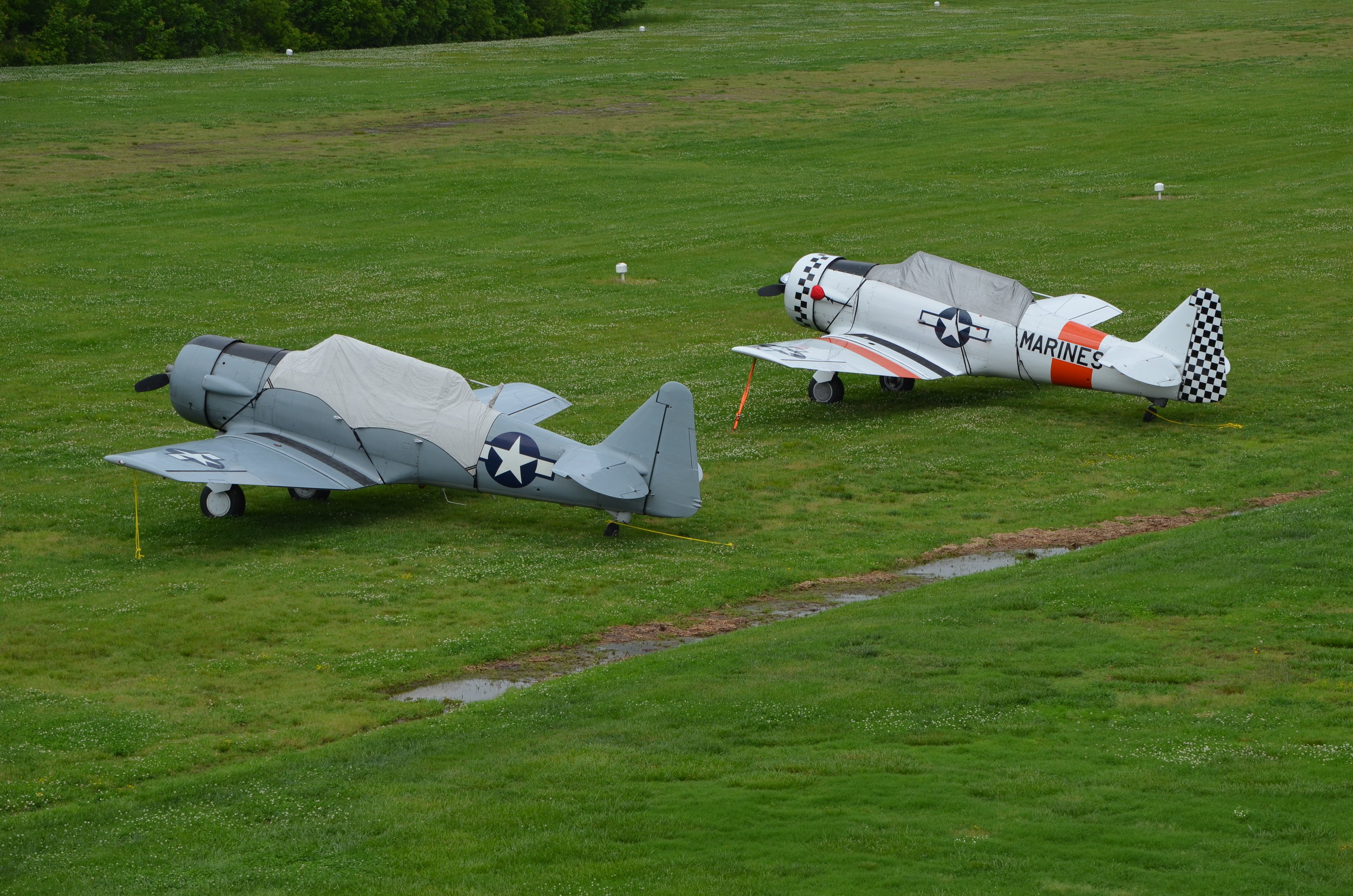 Episode #94. Talking with Cooler and Jackie about the SNJ Aircraft and Formation Flying at Warbirds over the Beach 2018.