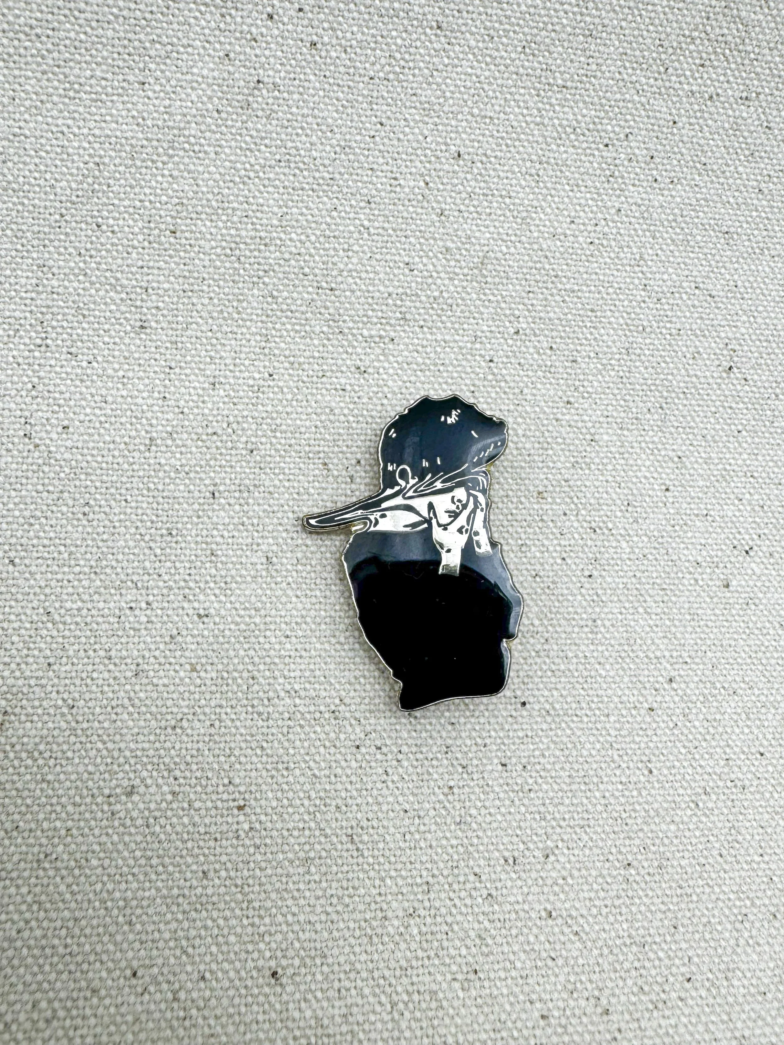 Brooch by Henrietta Harris