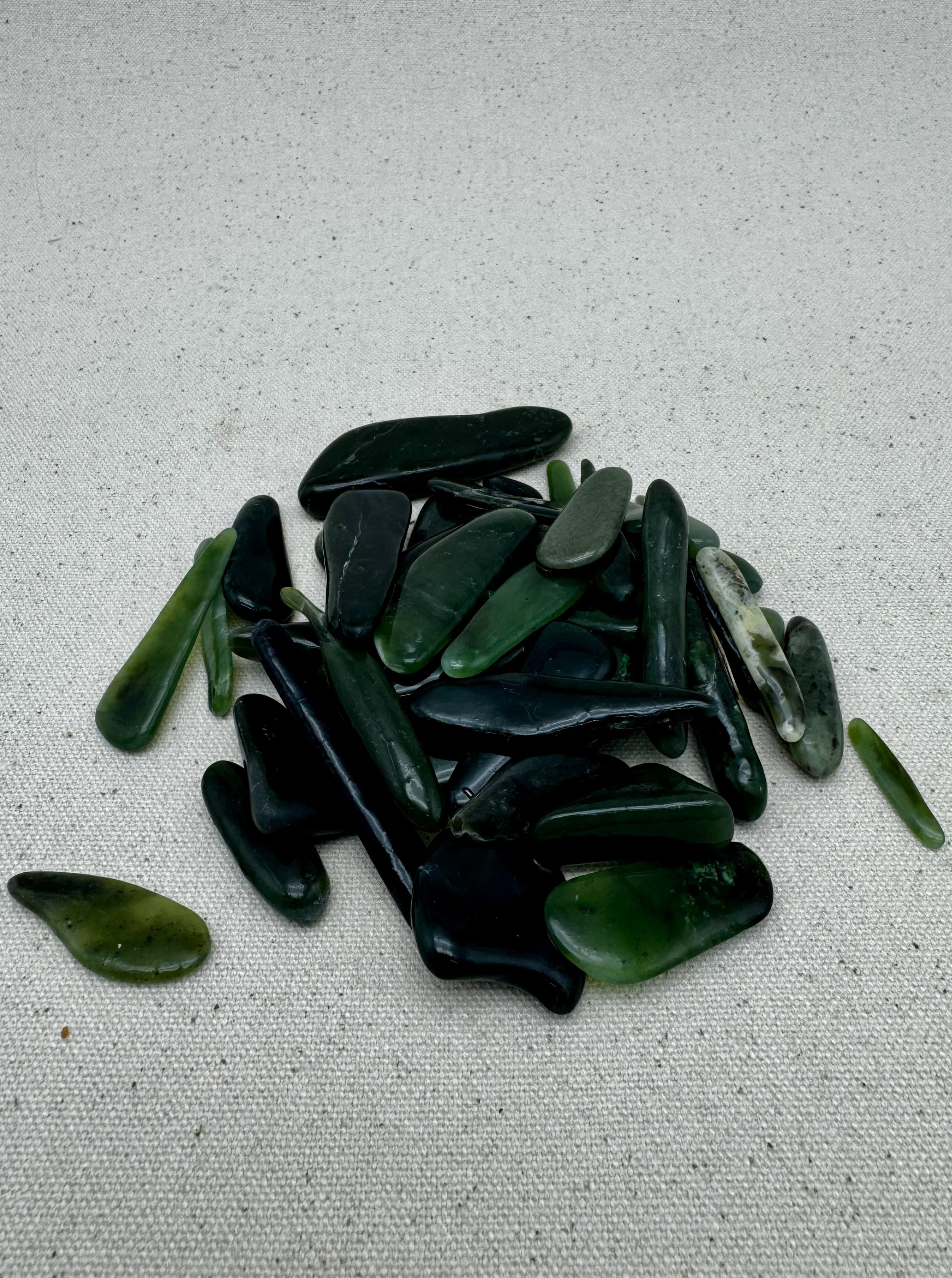 Pounamu offcuts, Arahura, date unknown